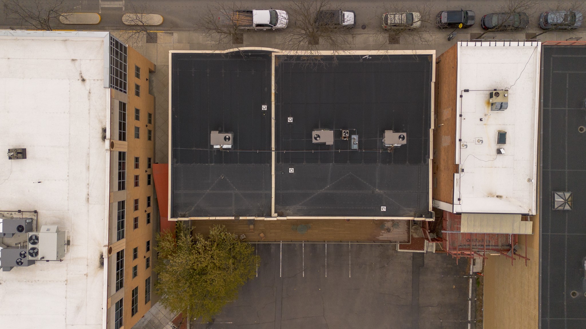 269 W Front Street Property Photo 4