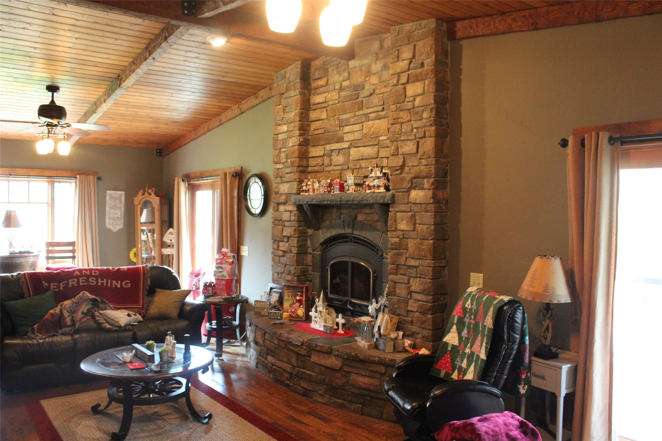 21369 Ninemile Road Property Photo 9