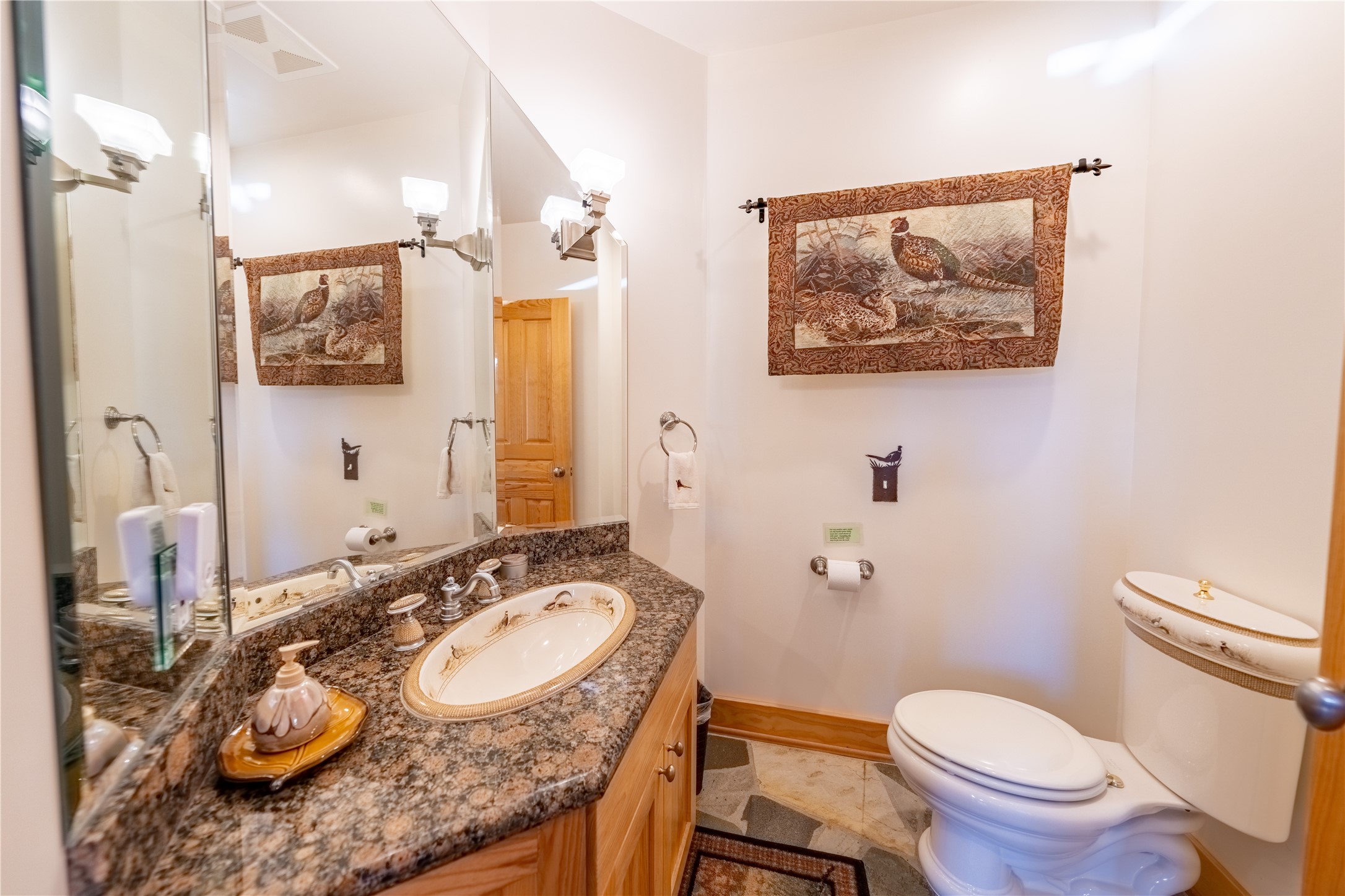 135 Squire Lane S Property Photo 33
