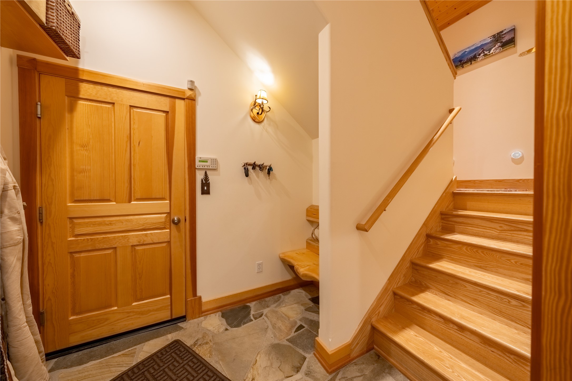 135 Squire Lane S Property Photo 46
