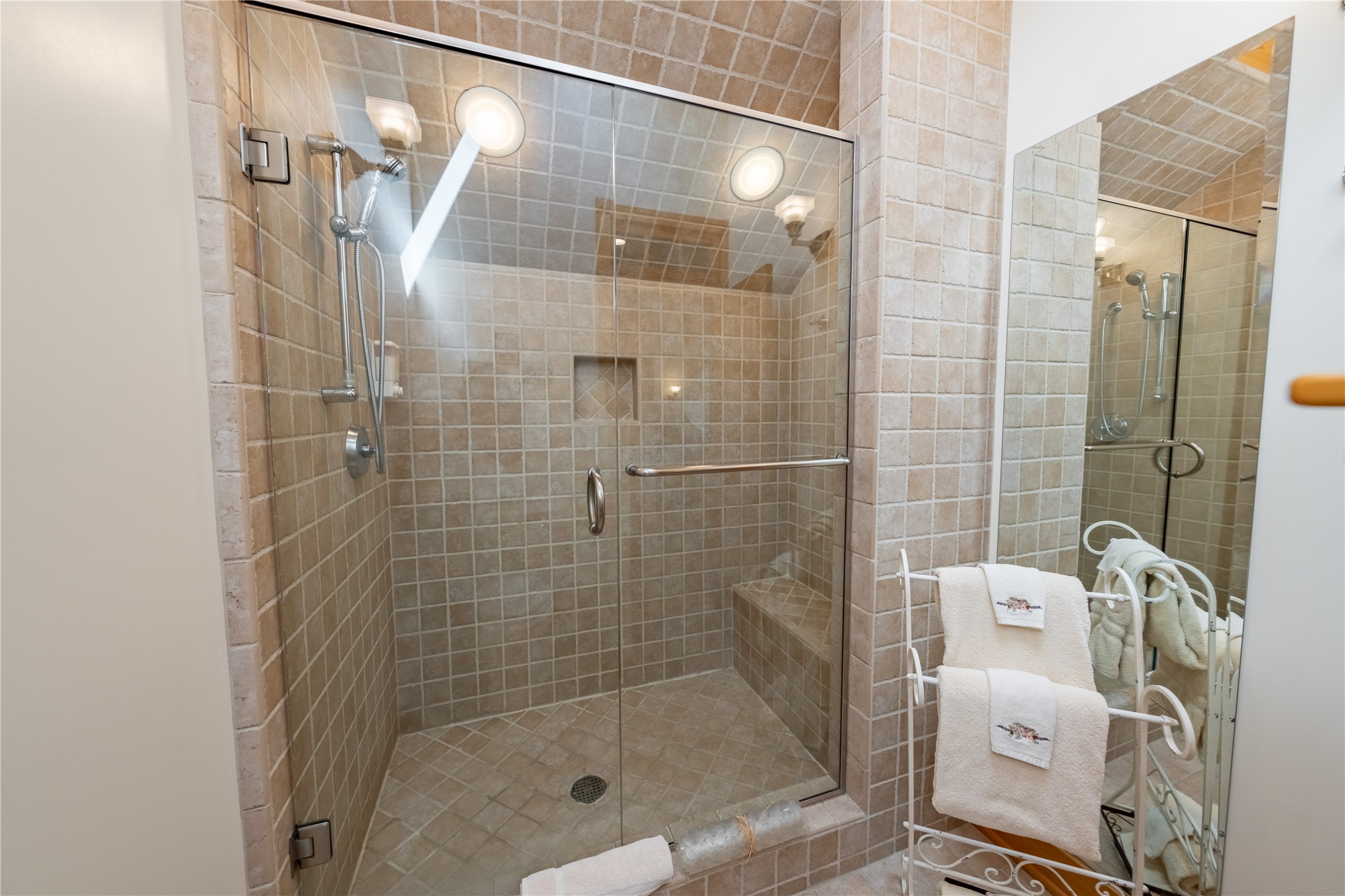 135 Squire Lane S Property Photo 59