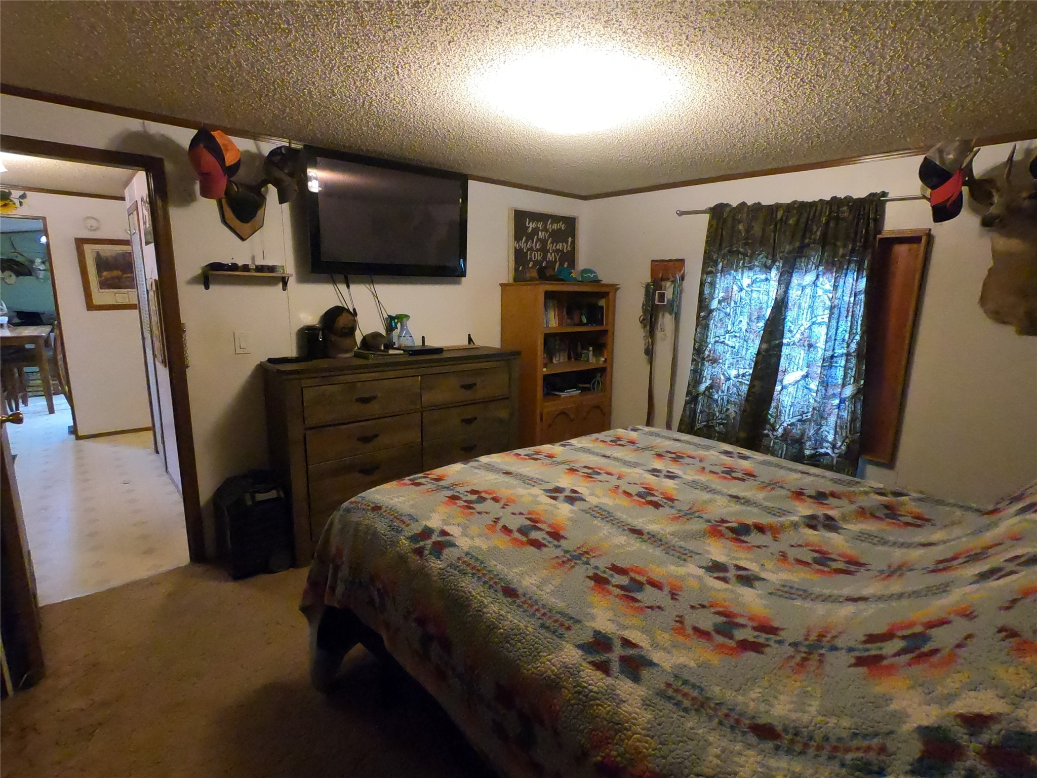 409 N Surrey Street Property Photo 4