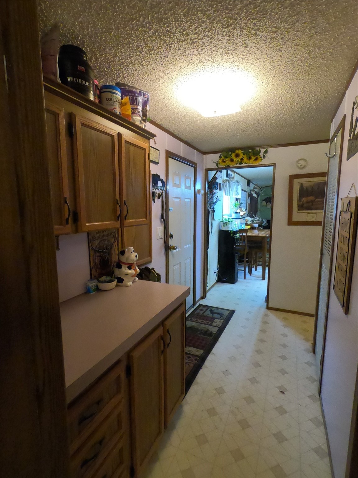 409 N Surrey Street Property Photo 5