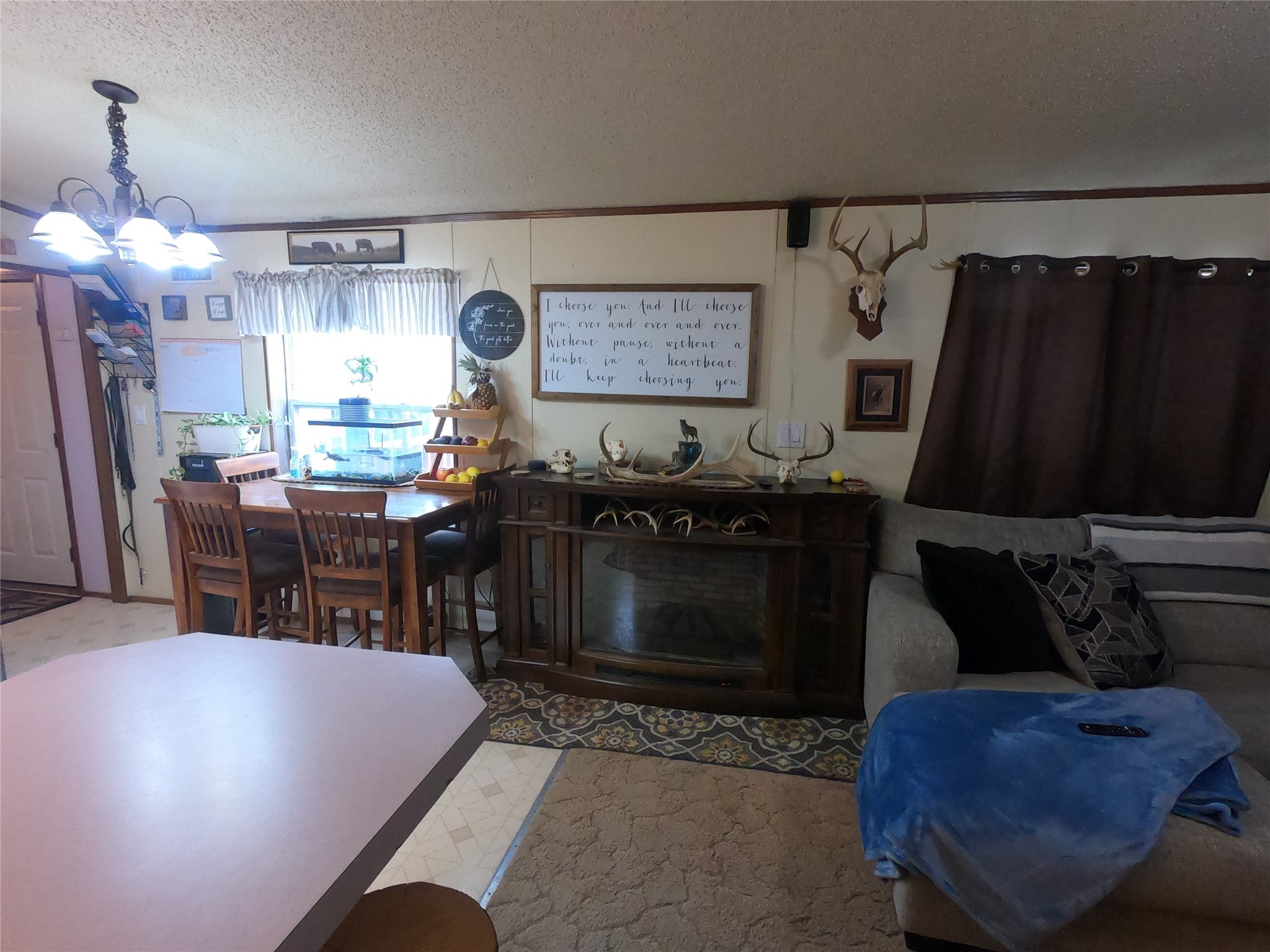 409 N Surrey Street Property Photo 14