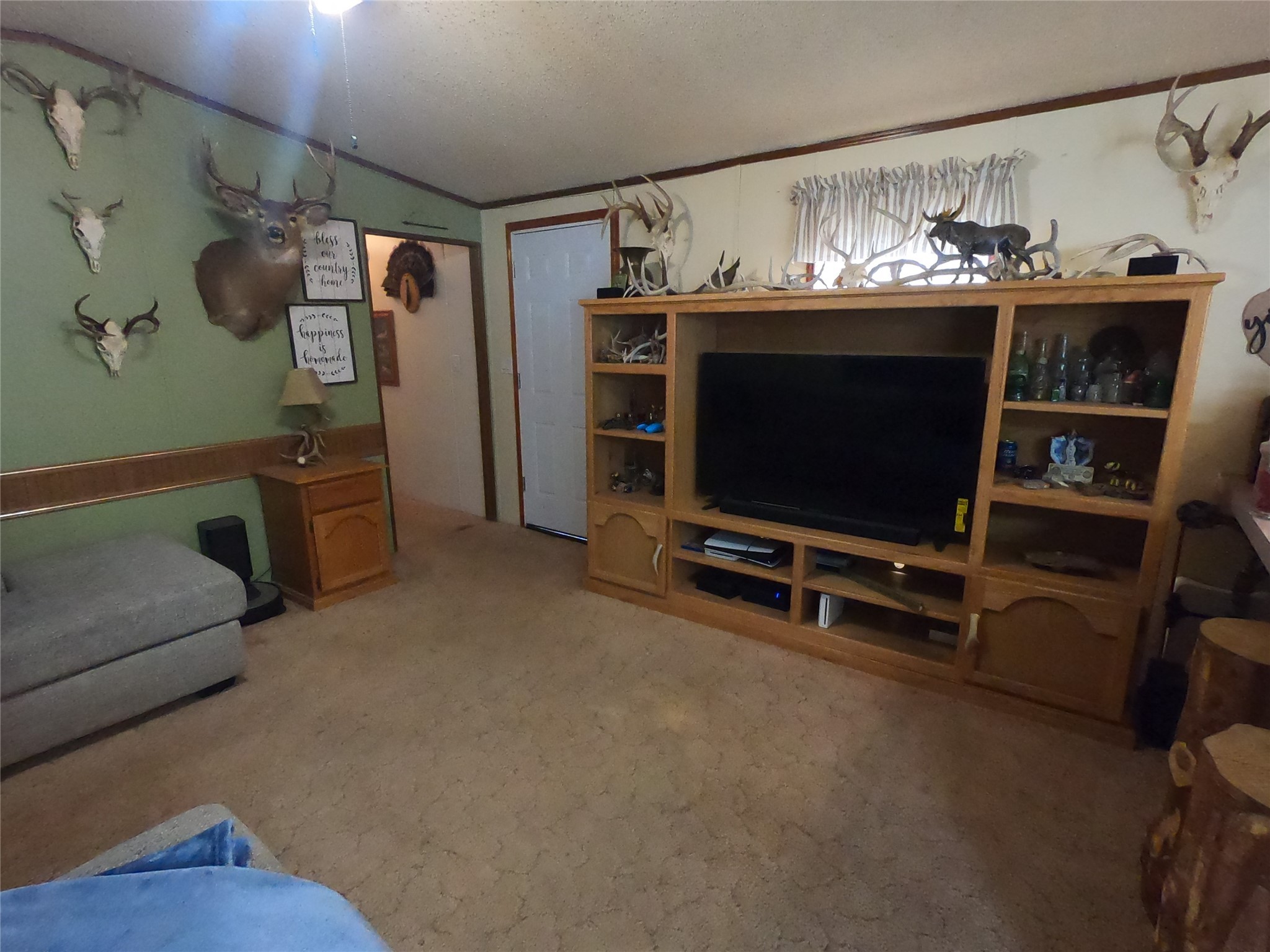 409 N Surrey Street Property Photo 23