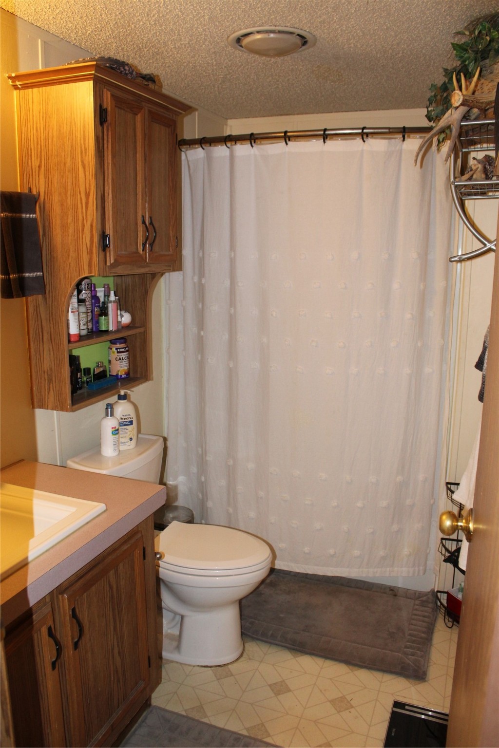 409 N Surrey Street Property Photo 26