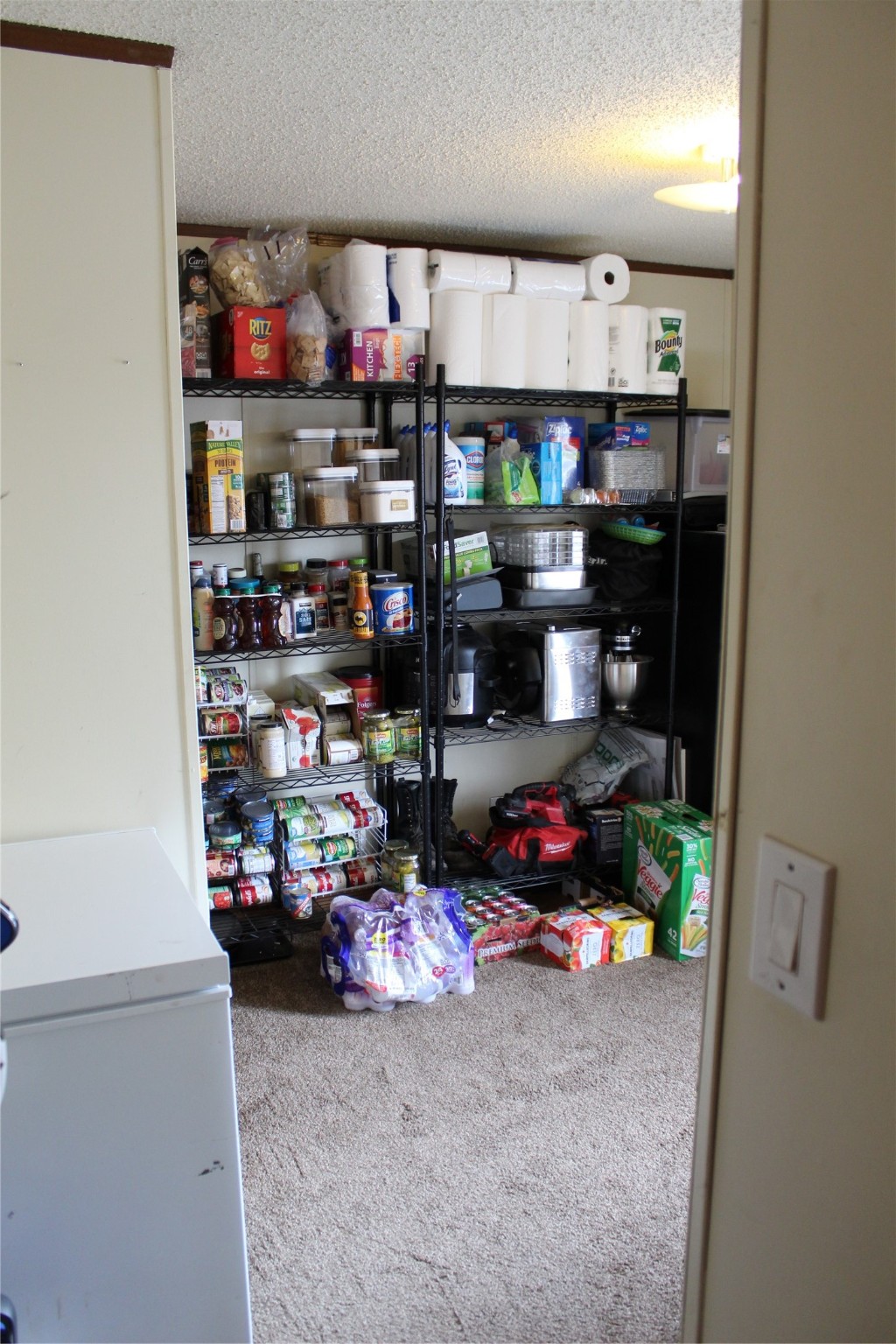 409 N Surrey Street Property Photo 31