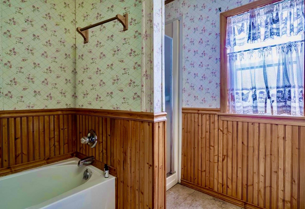125 Hot Springs Road Property Photo 27
