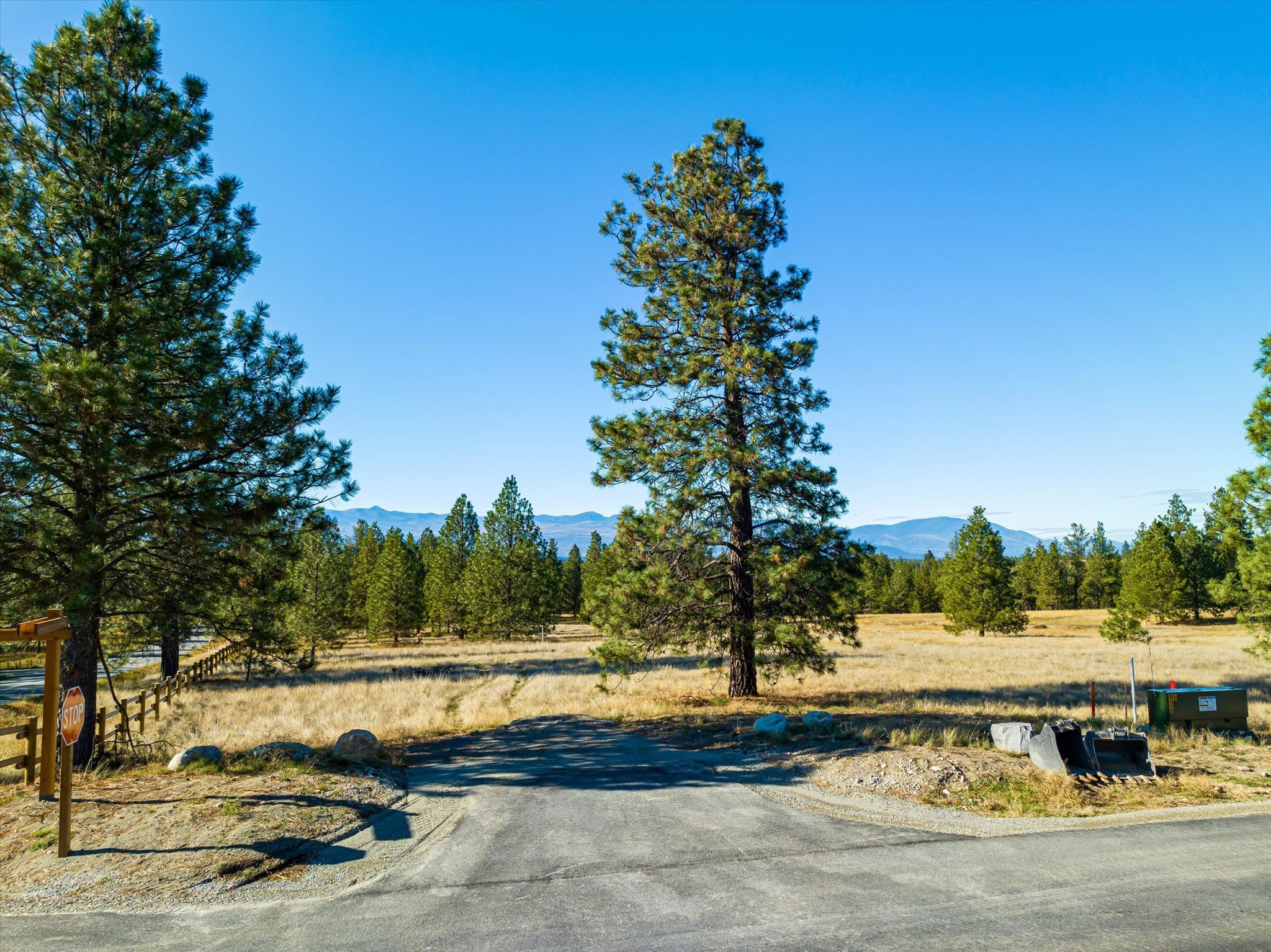 542 Paradise Loop Lot 7 Property Photo 2