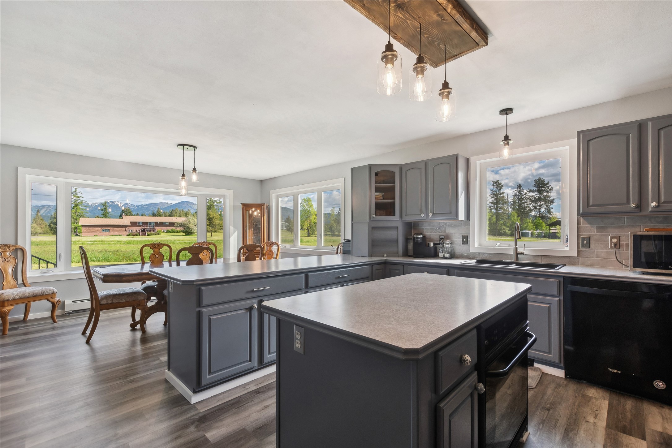 100 Haskill Drive Property Photo 15