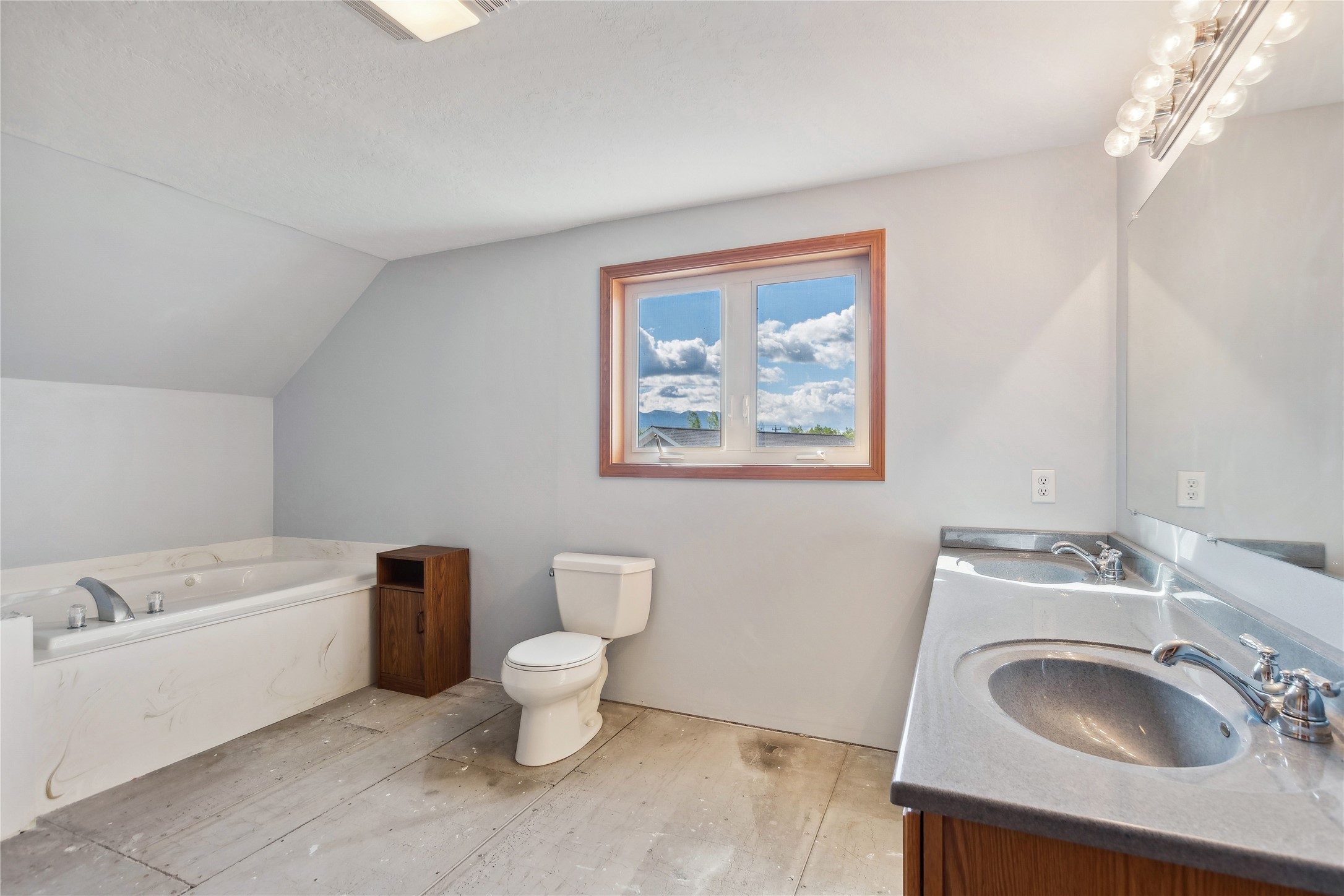 100 Haskill Drive Property Photo 29