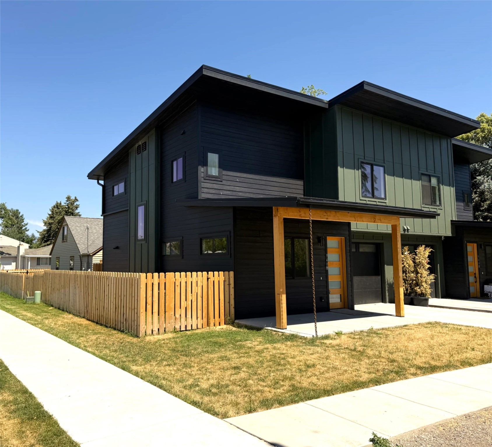 940 Kemp Street A Property Photo 1