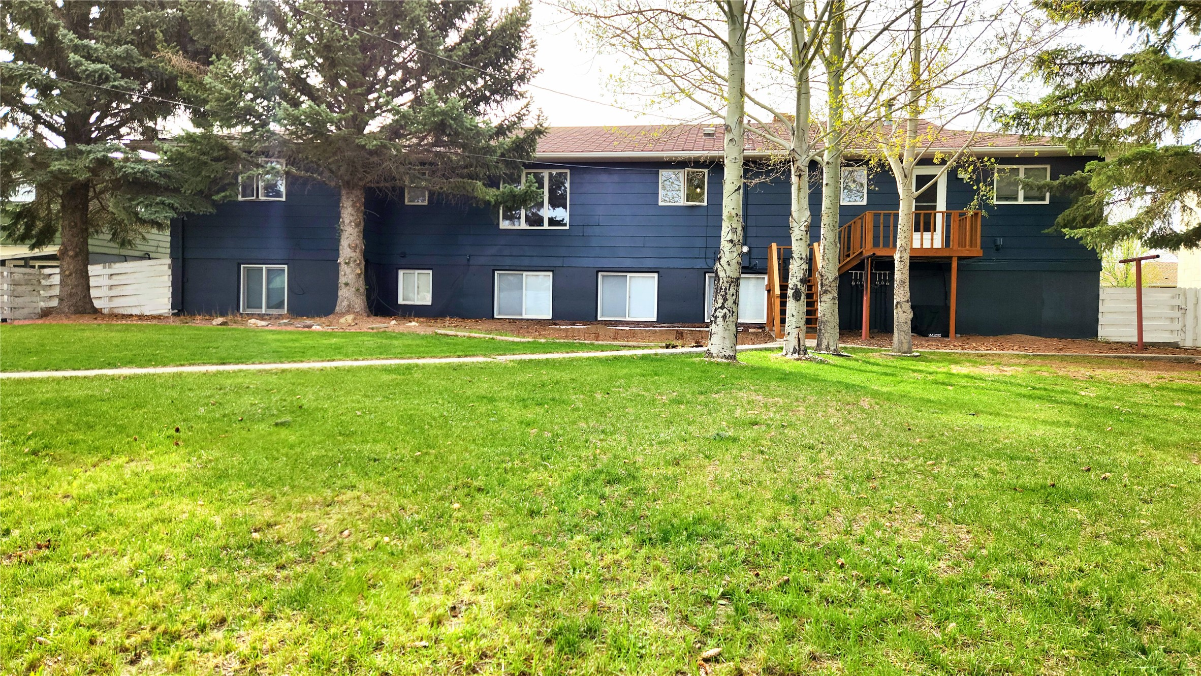 322 6th Avenue Se Property Photo 4