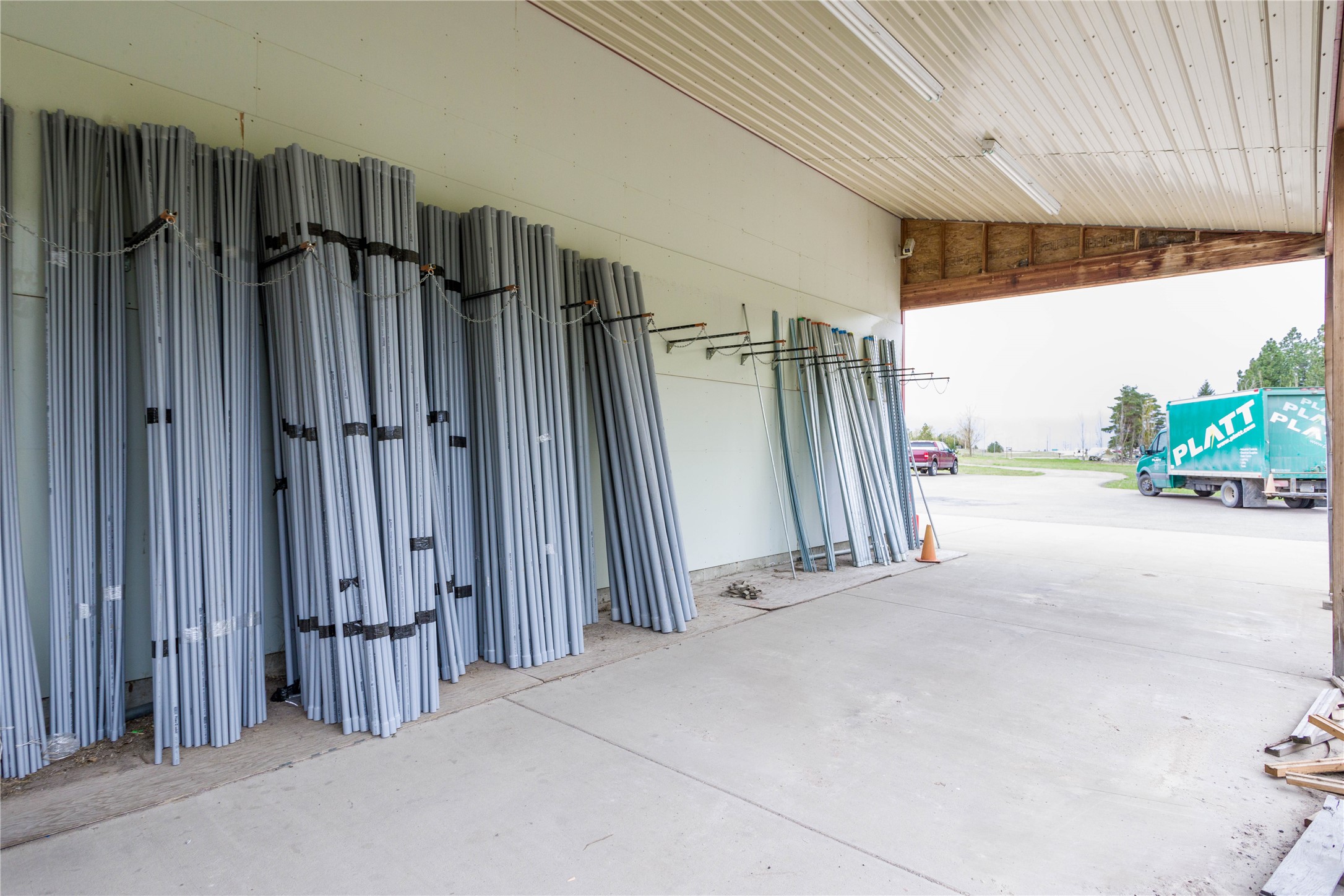 37599 North Commerce Lane Property Photo 28