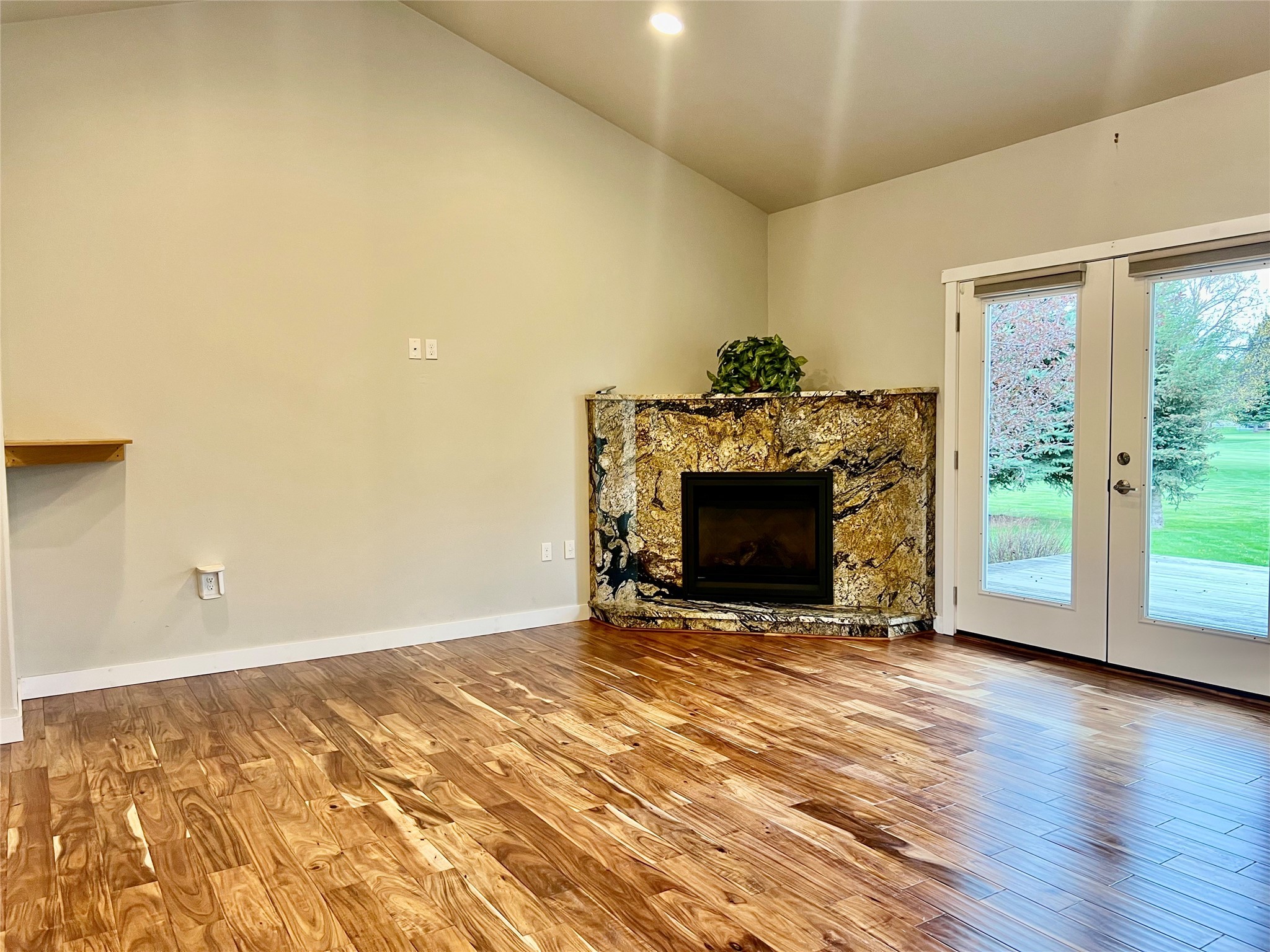 95 Eagle Drive Property Photo 8