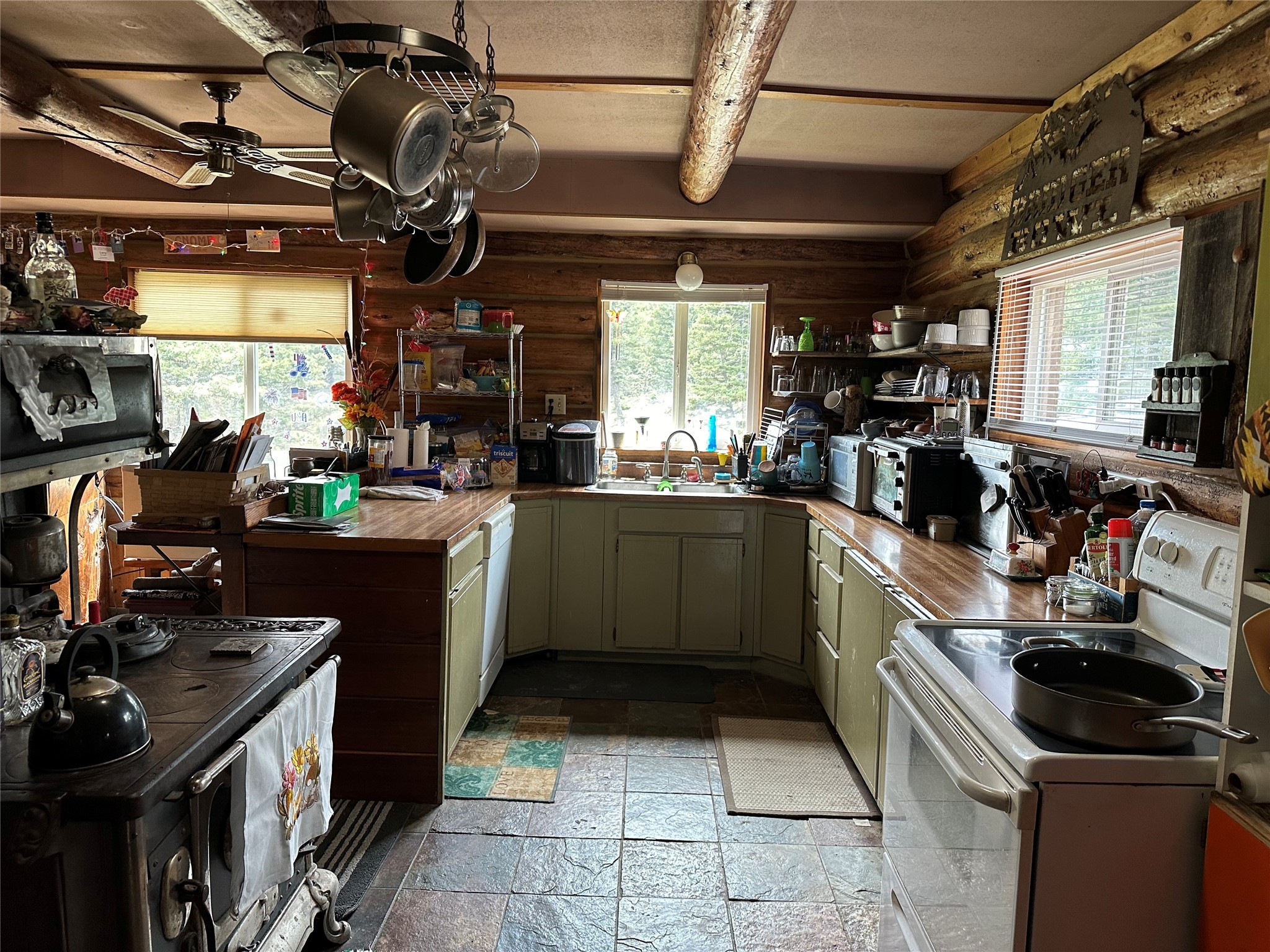 14850 Pony Creek Road Property Photo 13