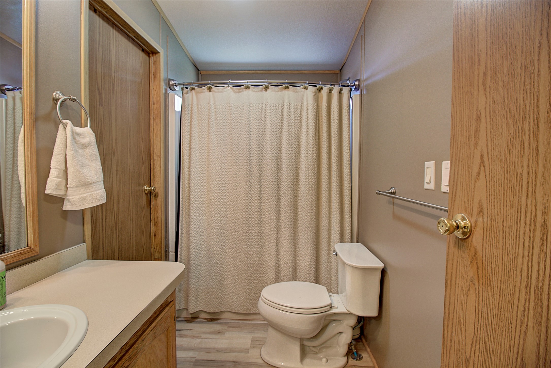 304 11th Avenue E Property Photo 21