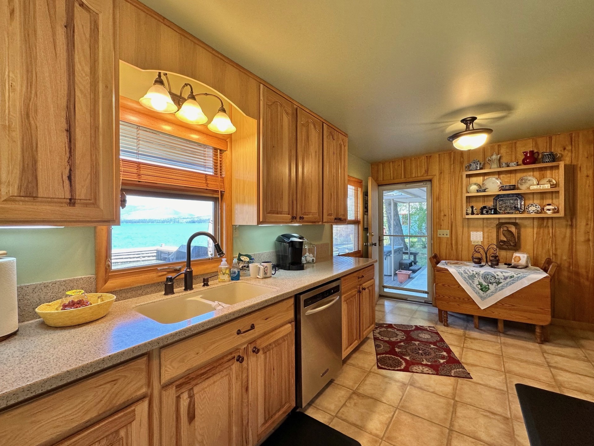 41030 Acacia Lane Property Photo 8