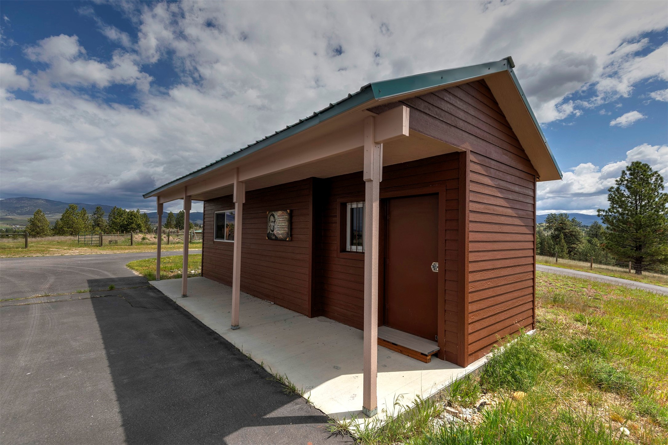 5282 Otto Way Property Photo 15