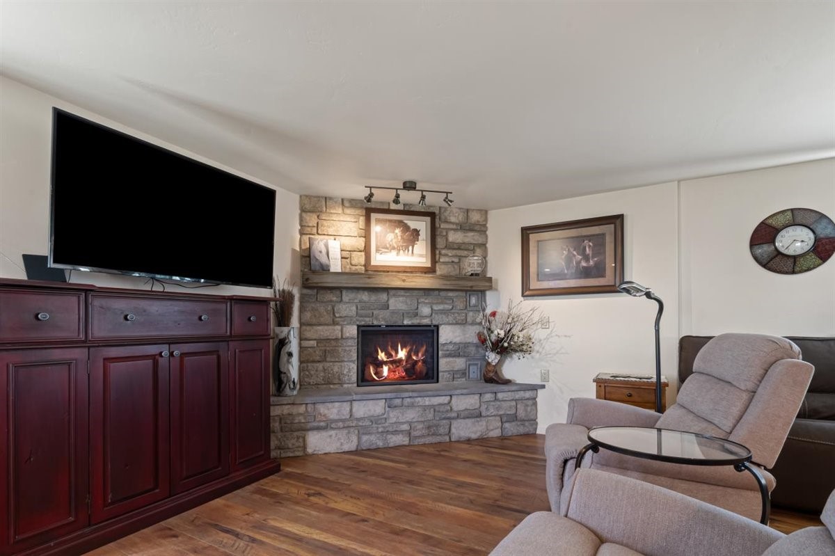 4023 Floweree Drive Property Photo 17
