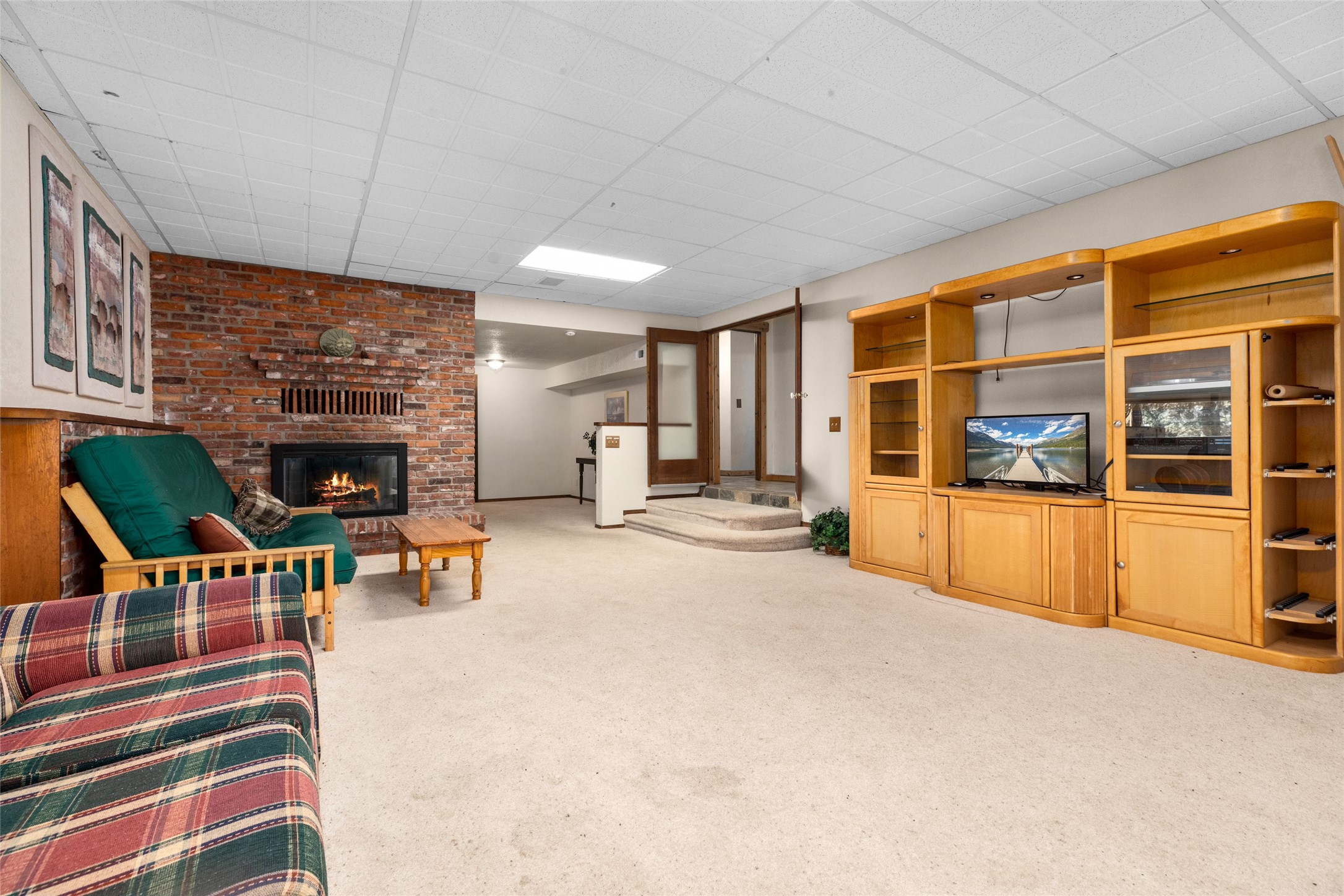 495 Windsor Drive Property Photo 12