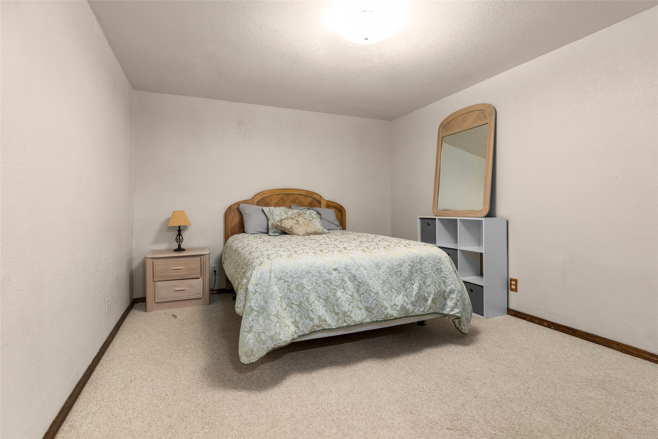 495 Windsor Drive Property Photo 15