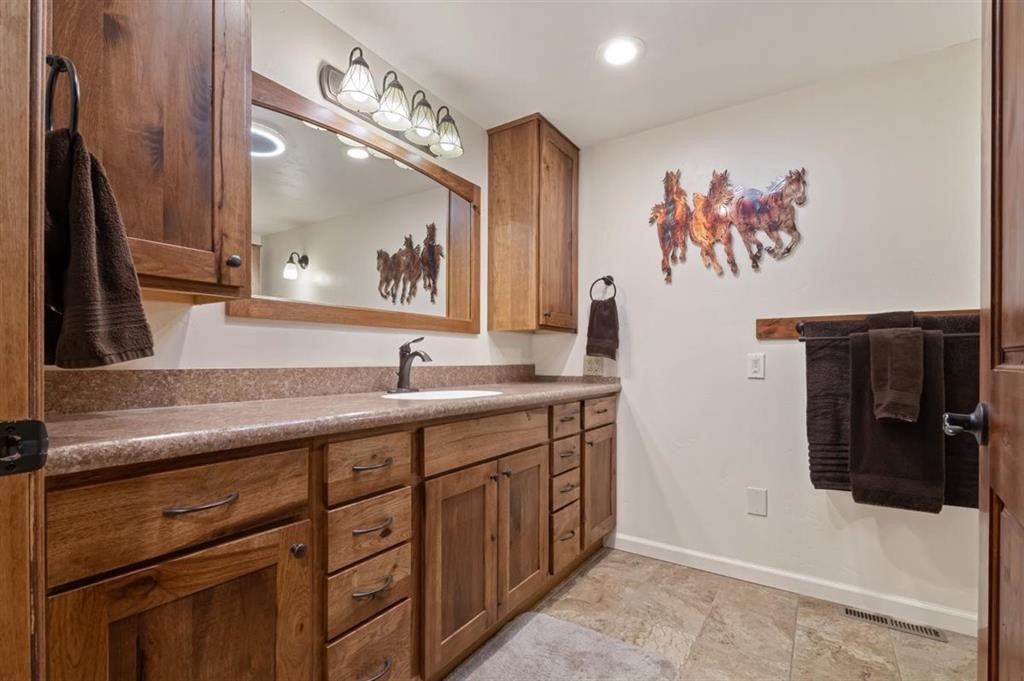 4023 Floweree Drive Property Photo 12