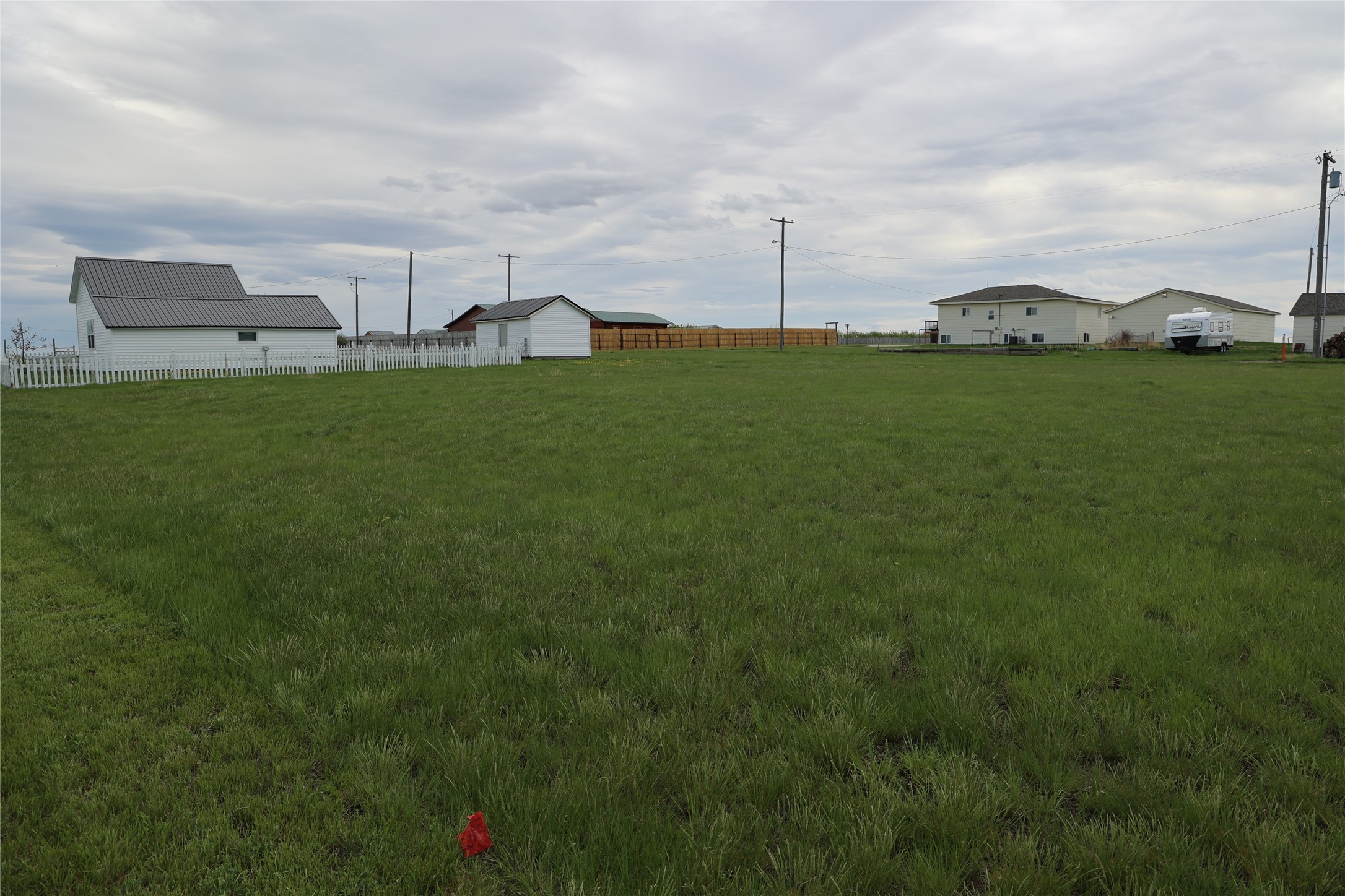 922 Marias Avenue Property Photo 5