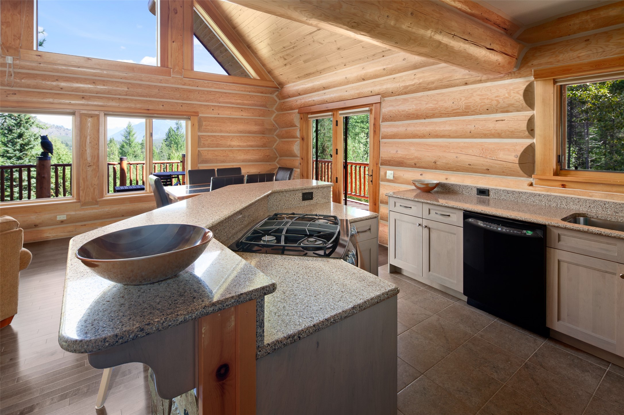 599 Talon Trail Property Photo 7