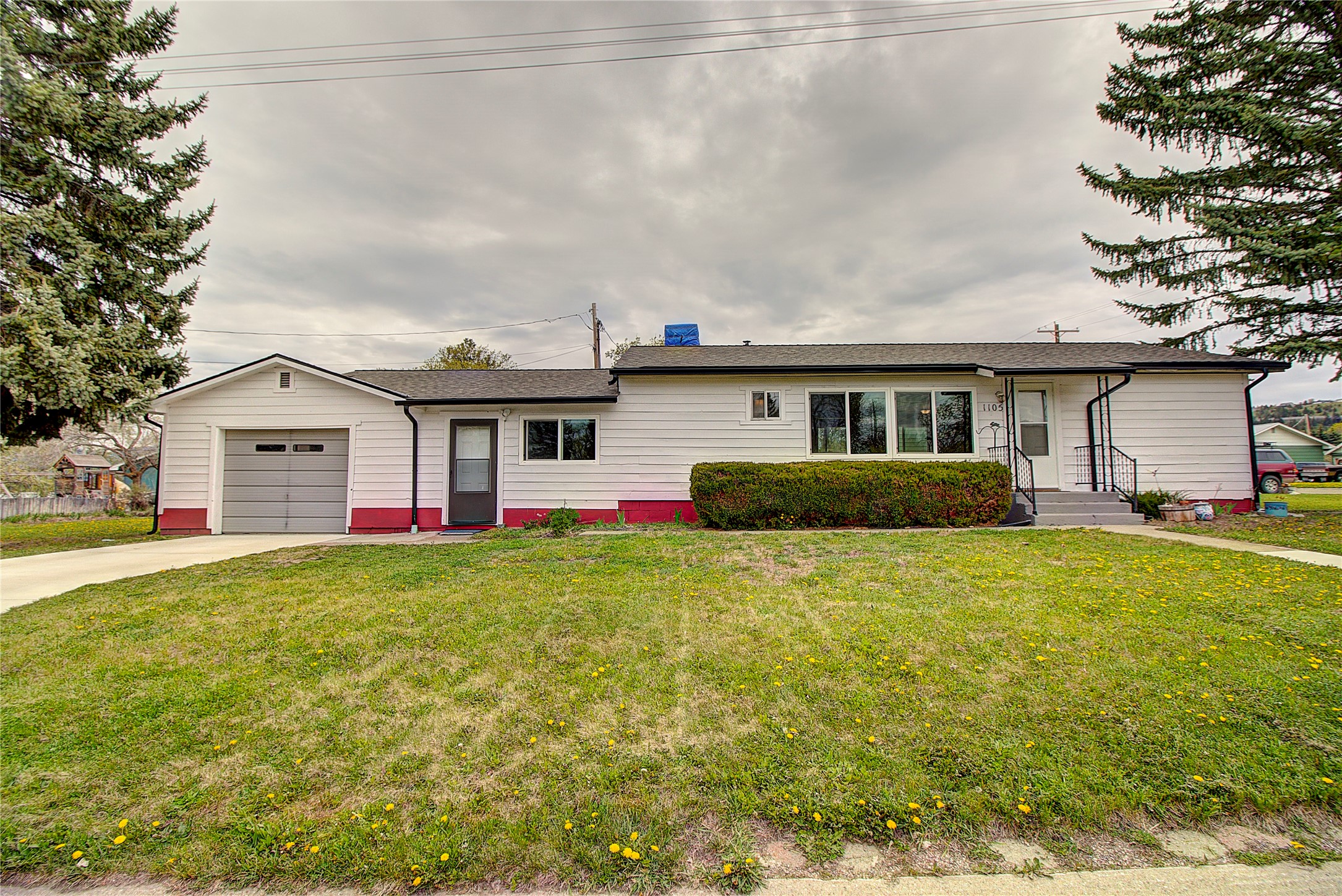 1105 Main Street Property Photo