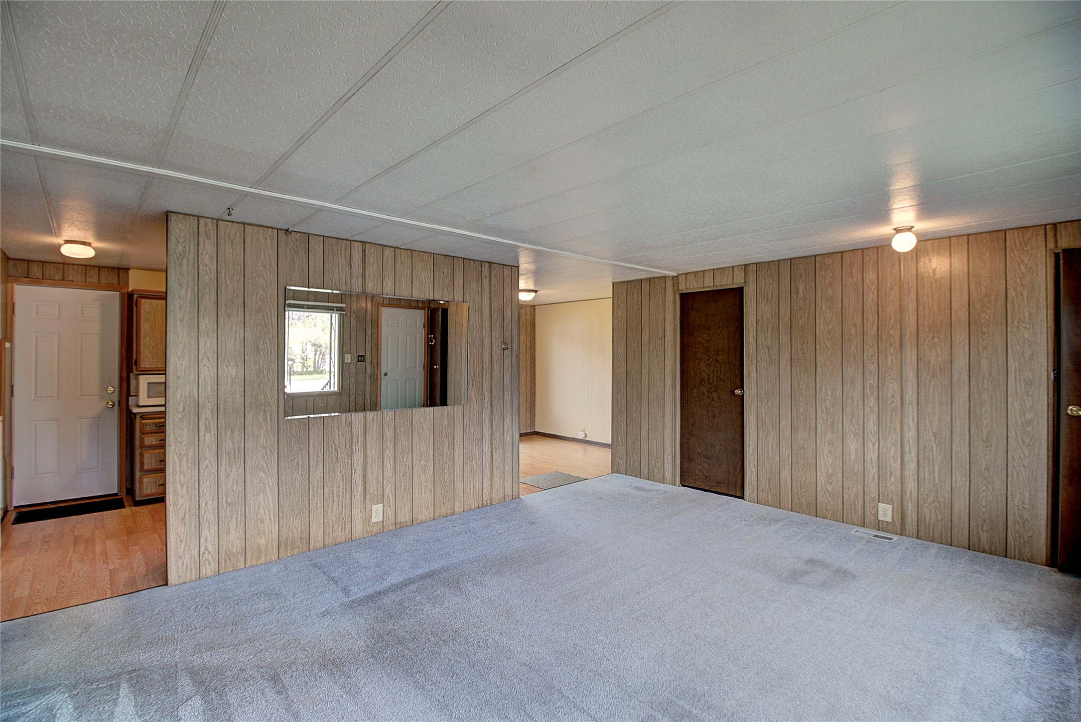 1105 Main Street Property Photo 6