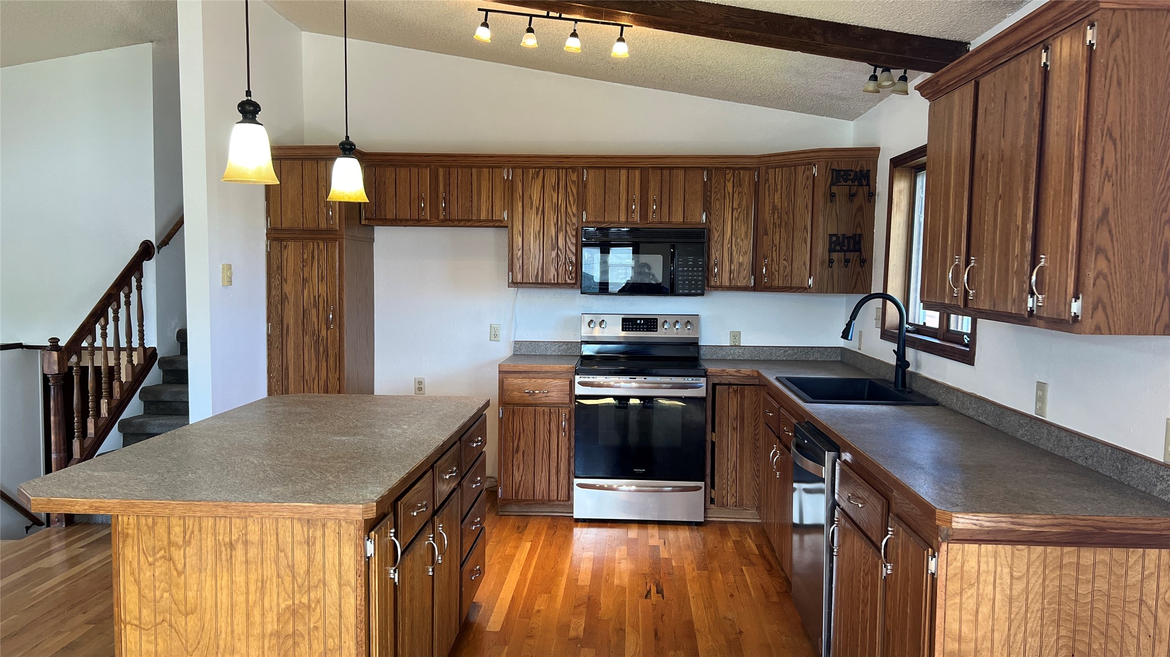 1310 Mustang Road Property Photo 9
