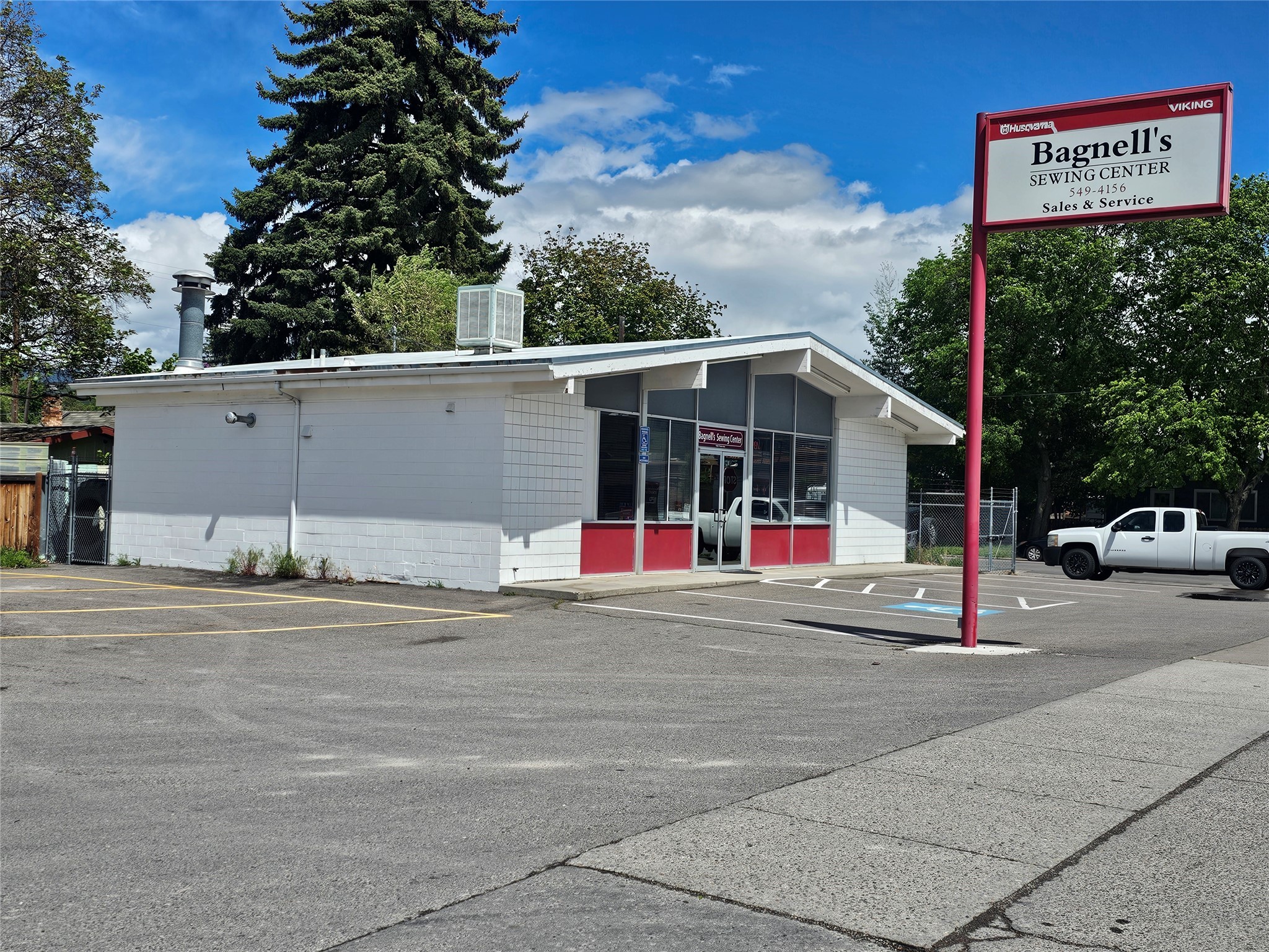 1502 Toole Avenue Property Photo