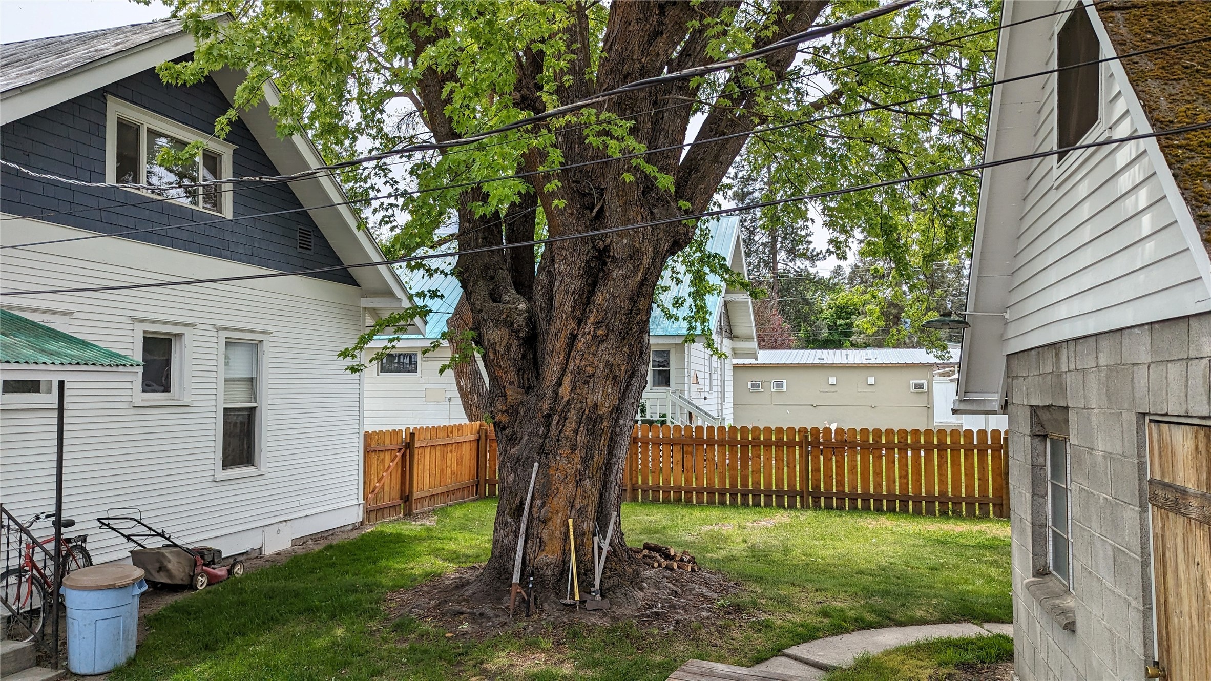 908 Mineral Avenue Property Photo 31
