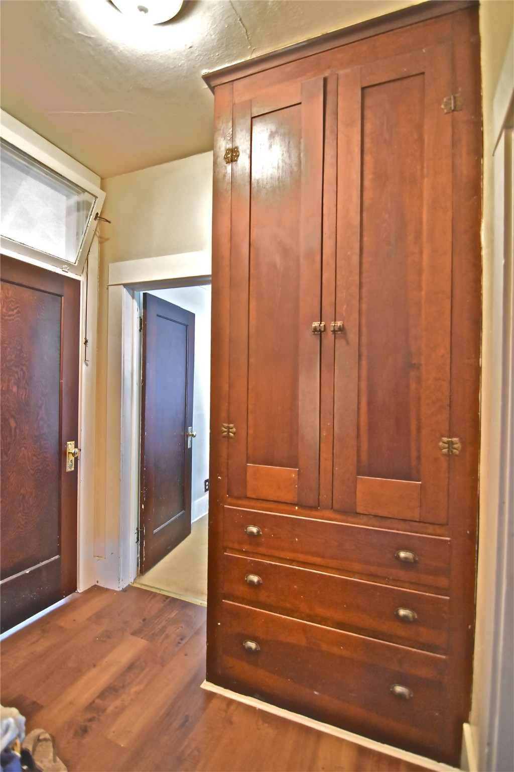 708 N 3rd Street Property Photo 5