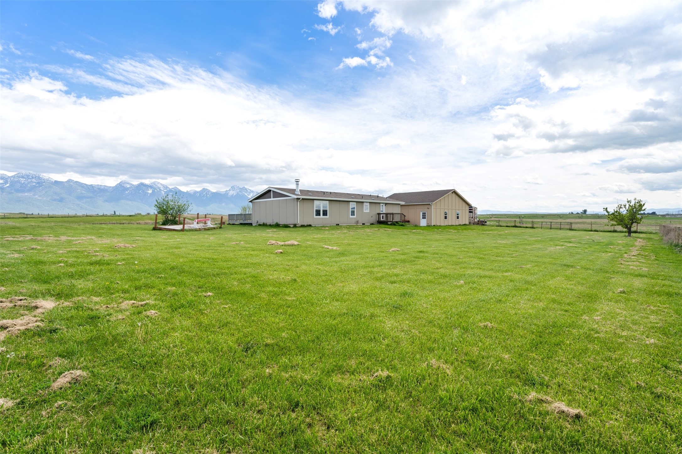 36997 Baptiste Road Property Photo 25