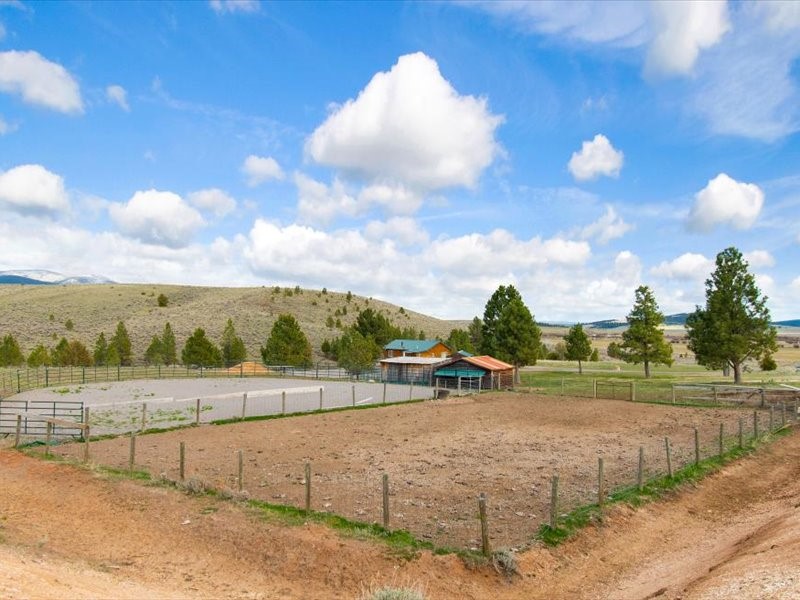 14160 Mt Highway 141 Property Photo 2