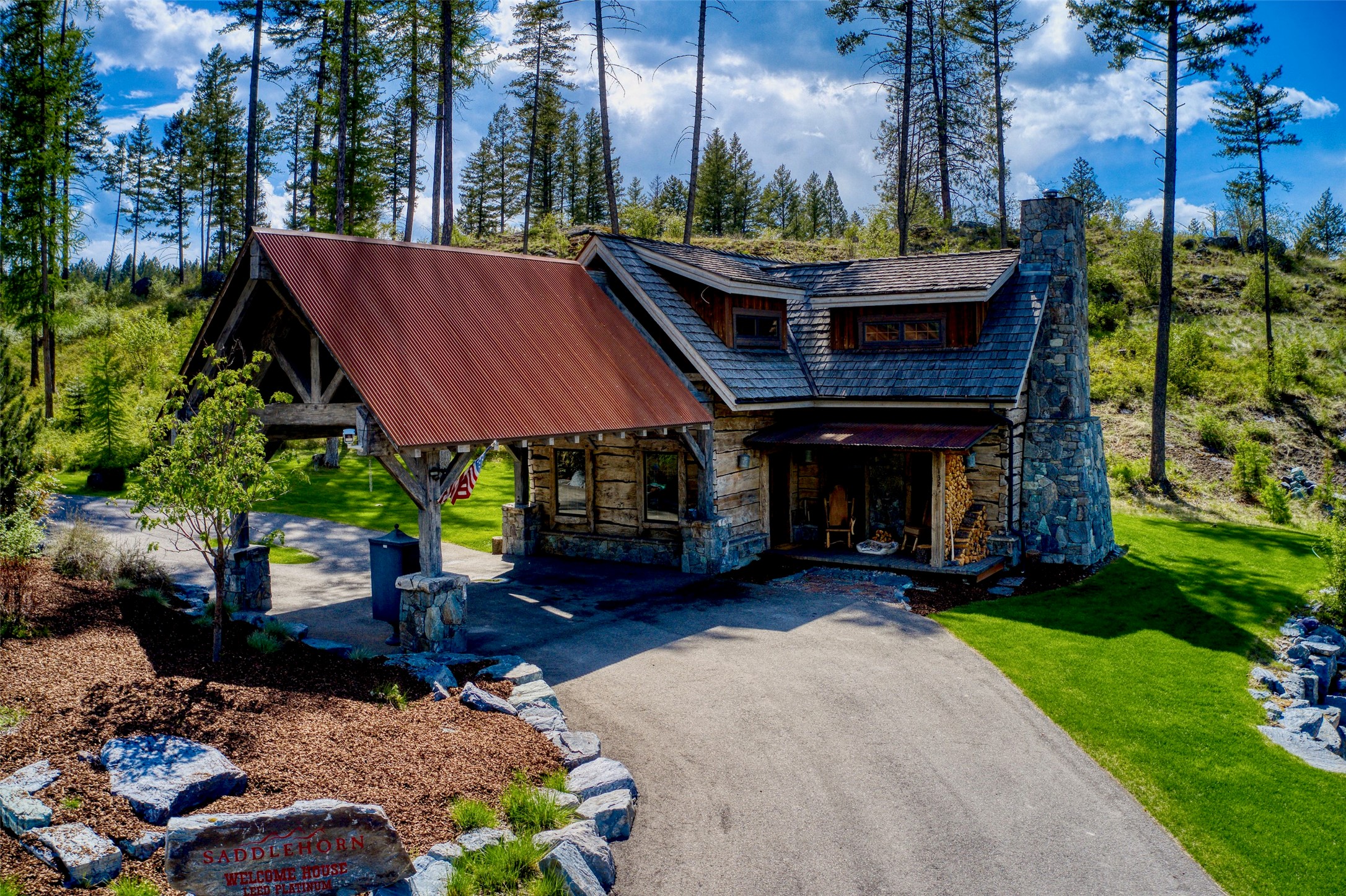 643 Saddlehorn Trail Property Photo 11
