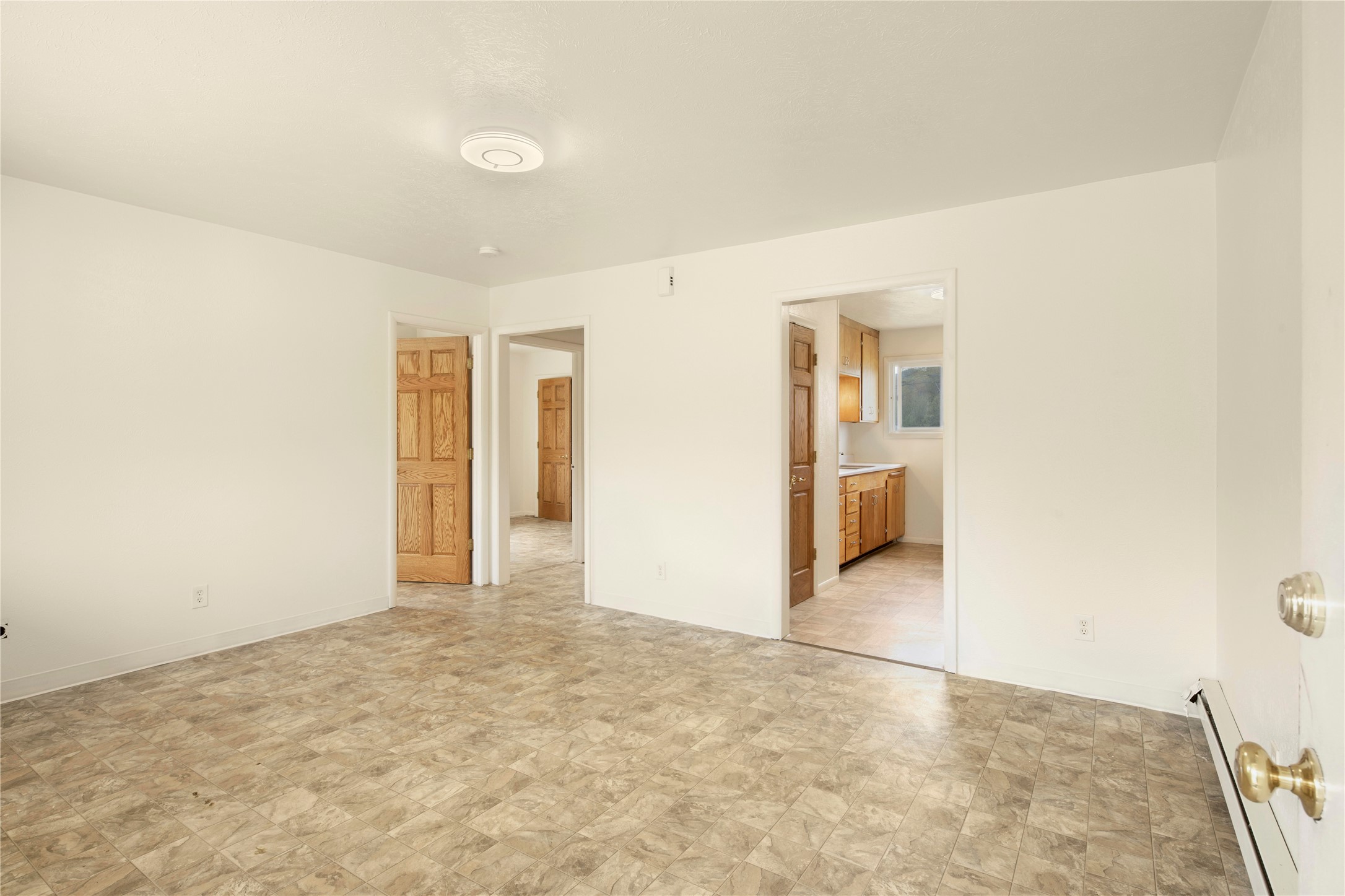 913-921 Rogers Street Property Photo 11