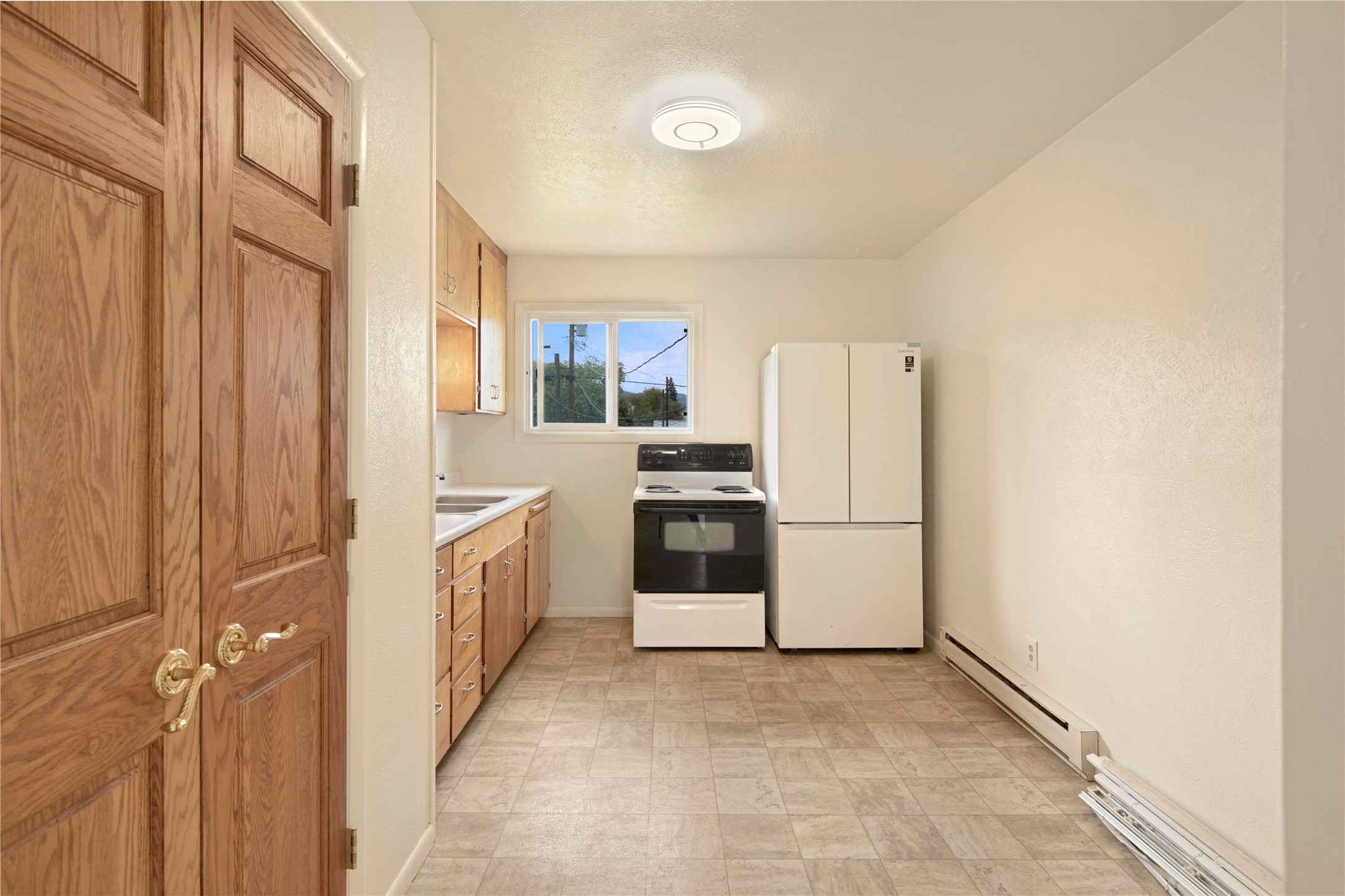 913-921 Rogers Street Property Photo 14