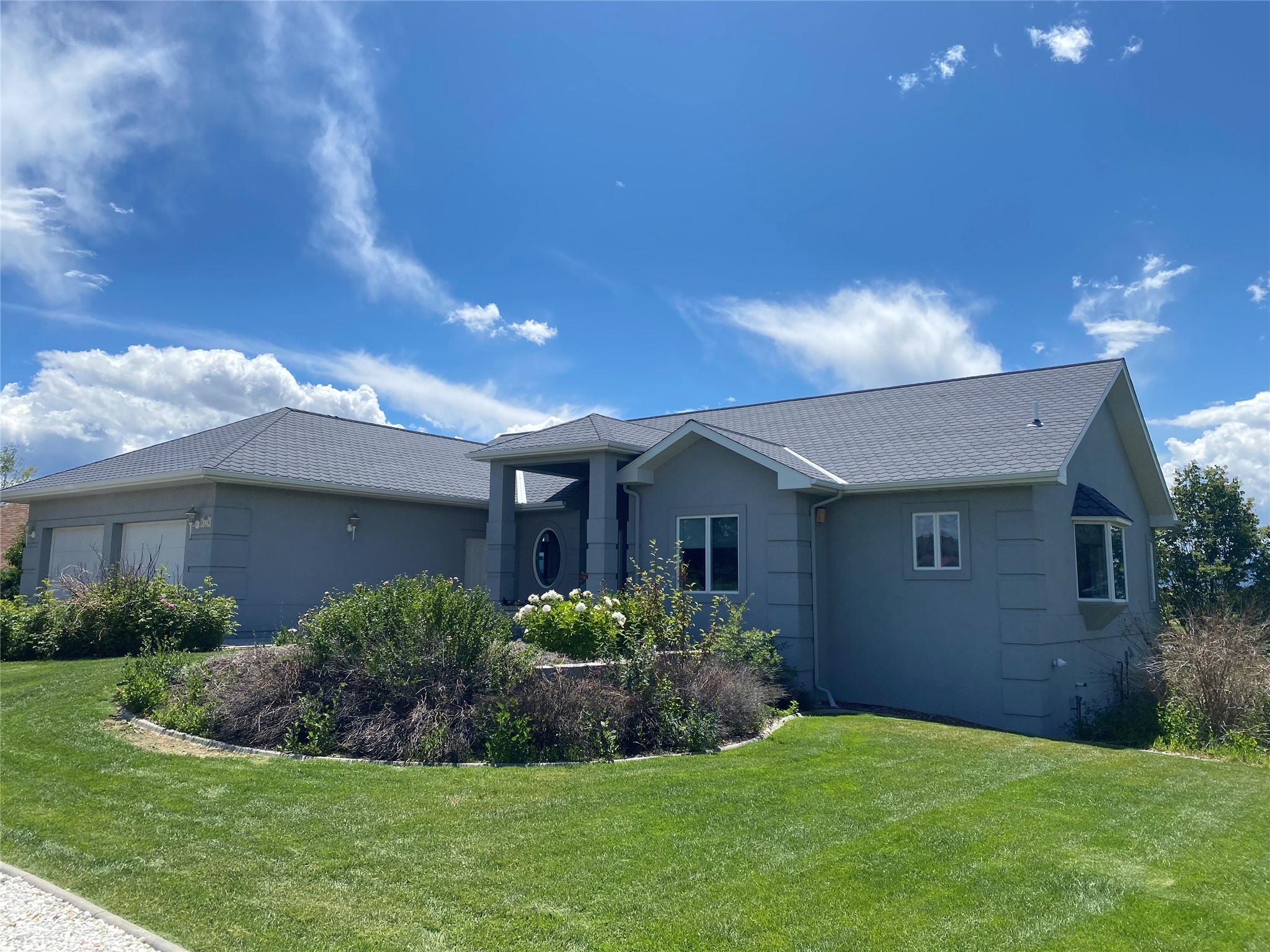 Rox Ridge Real Estate Listings Main Image