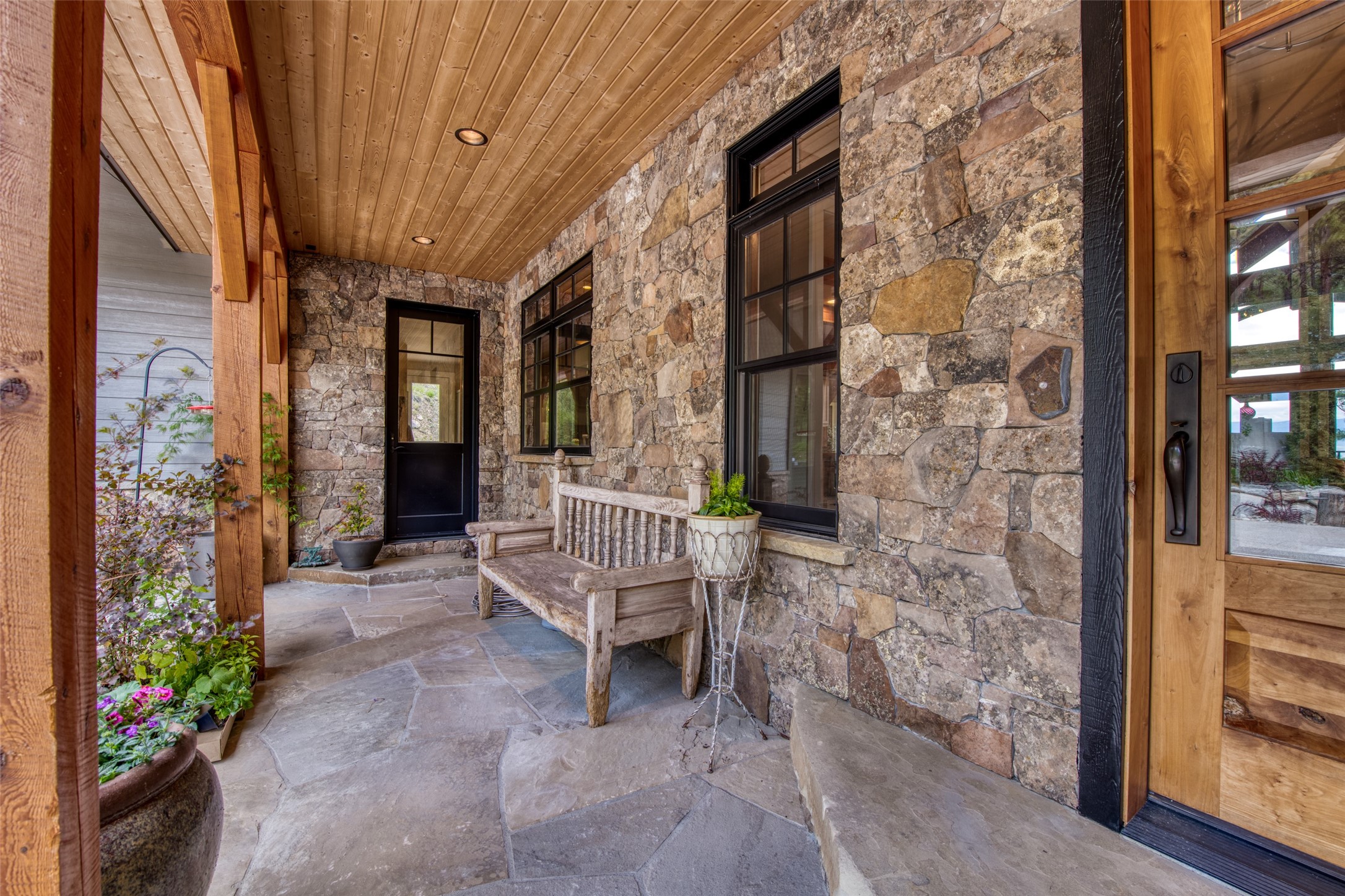 688 Cutthroat Trail Property Photo 15
