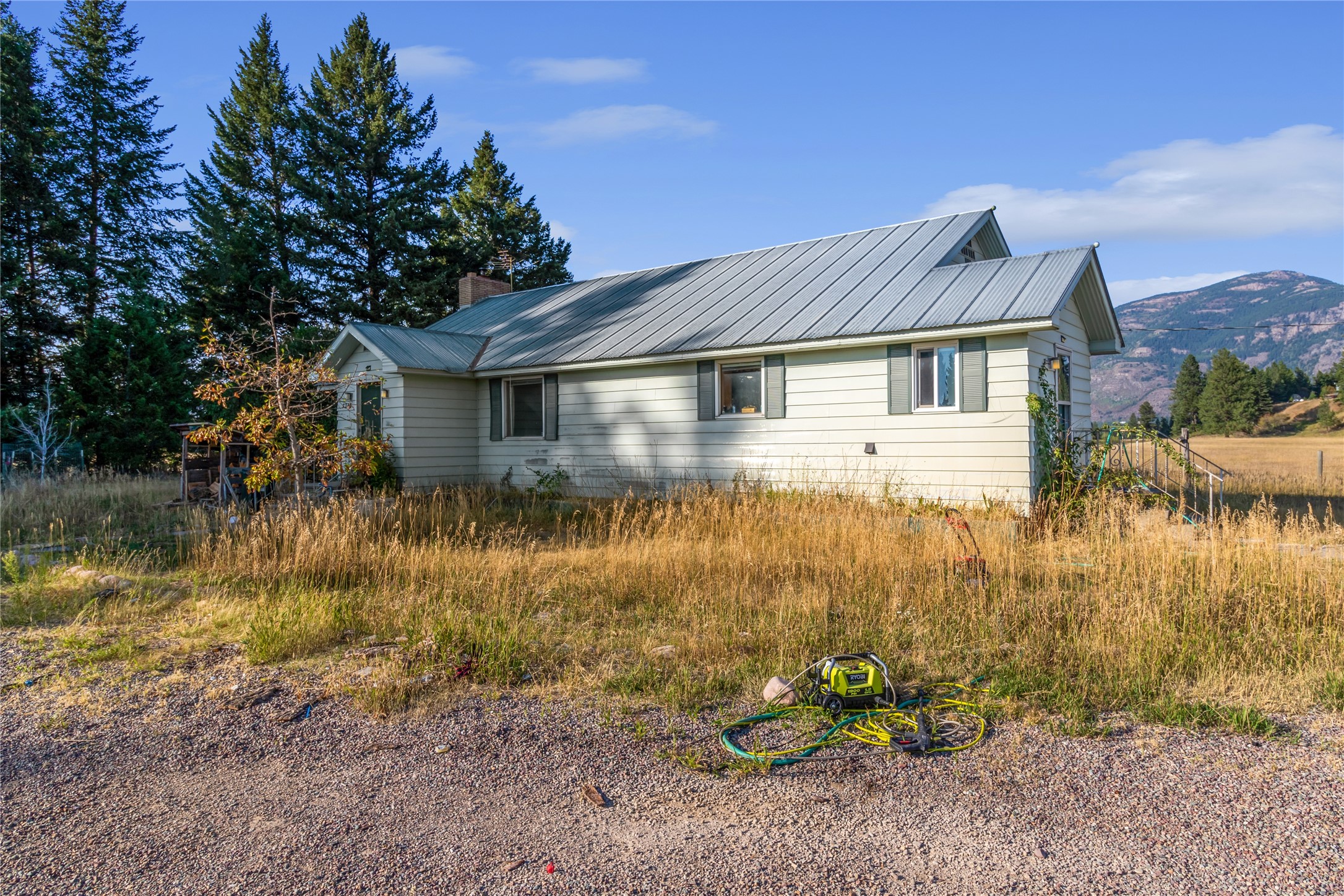 7240 Us Highway 2 E Property Photo 27
