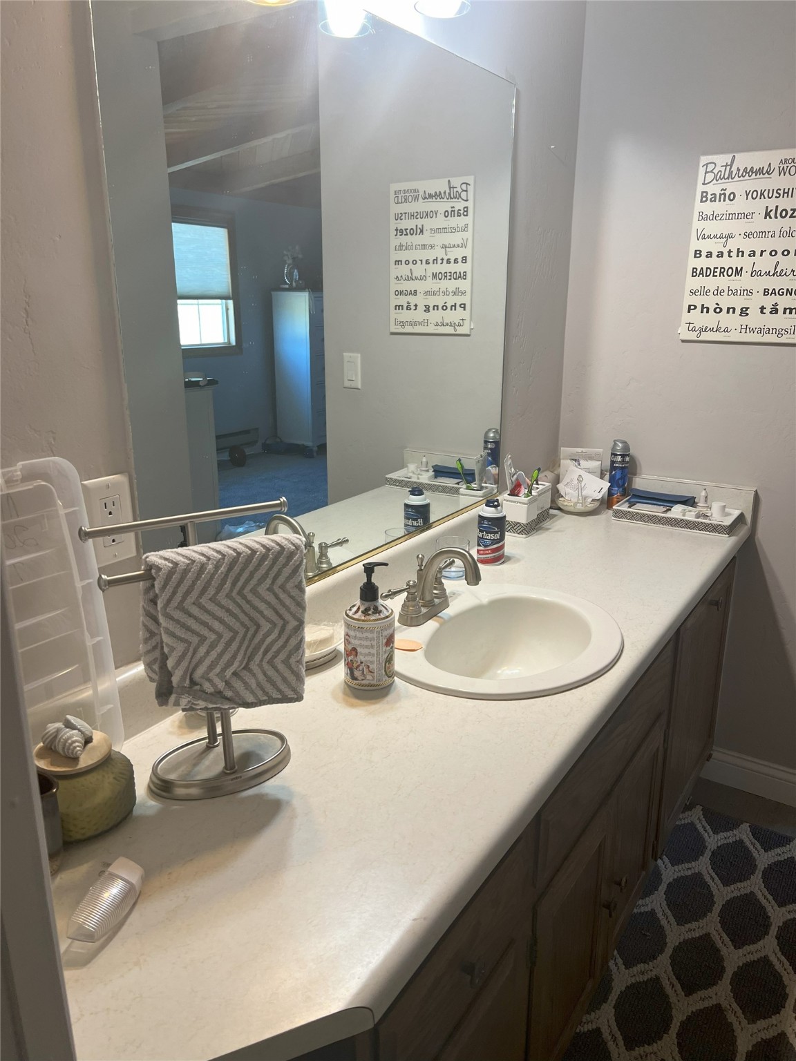 1699 S Sleeping Child Road Property Photo 16