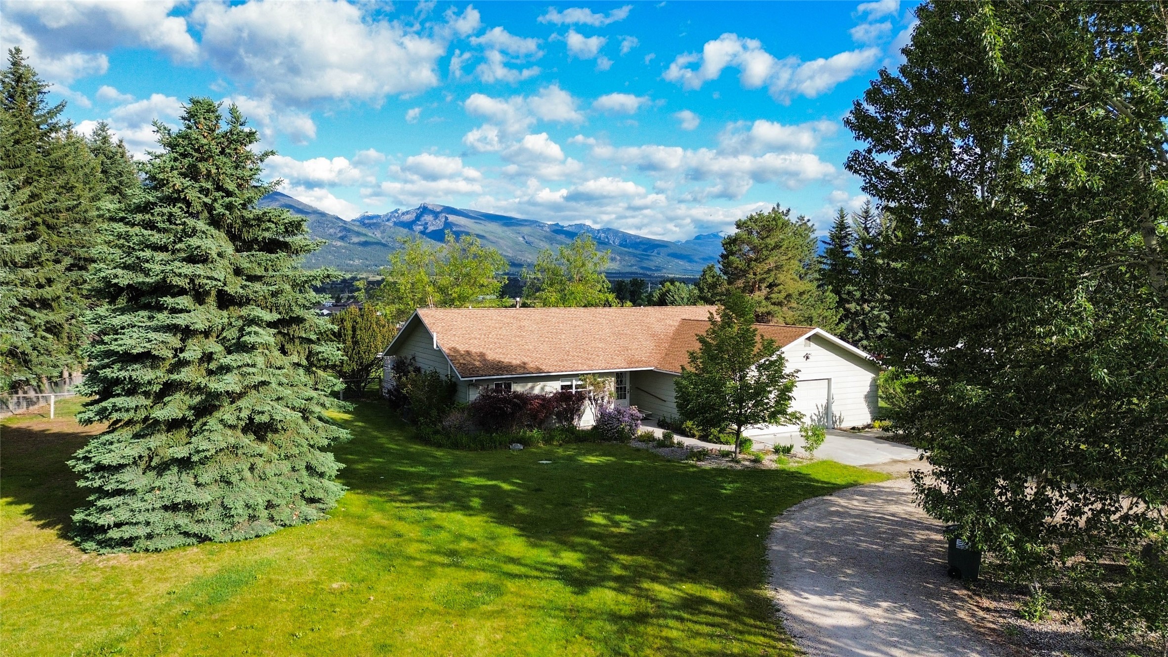 199 Eastside Highway Property Photo