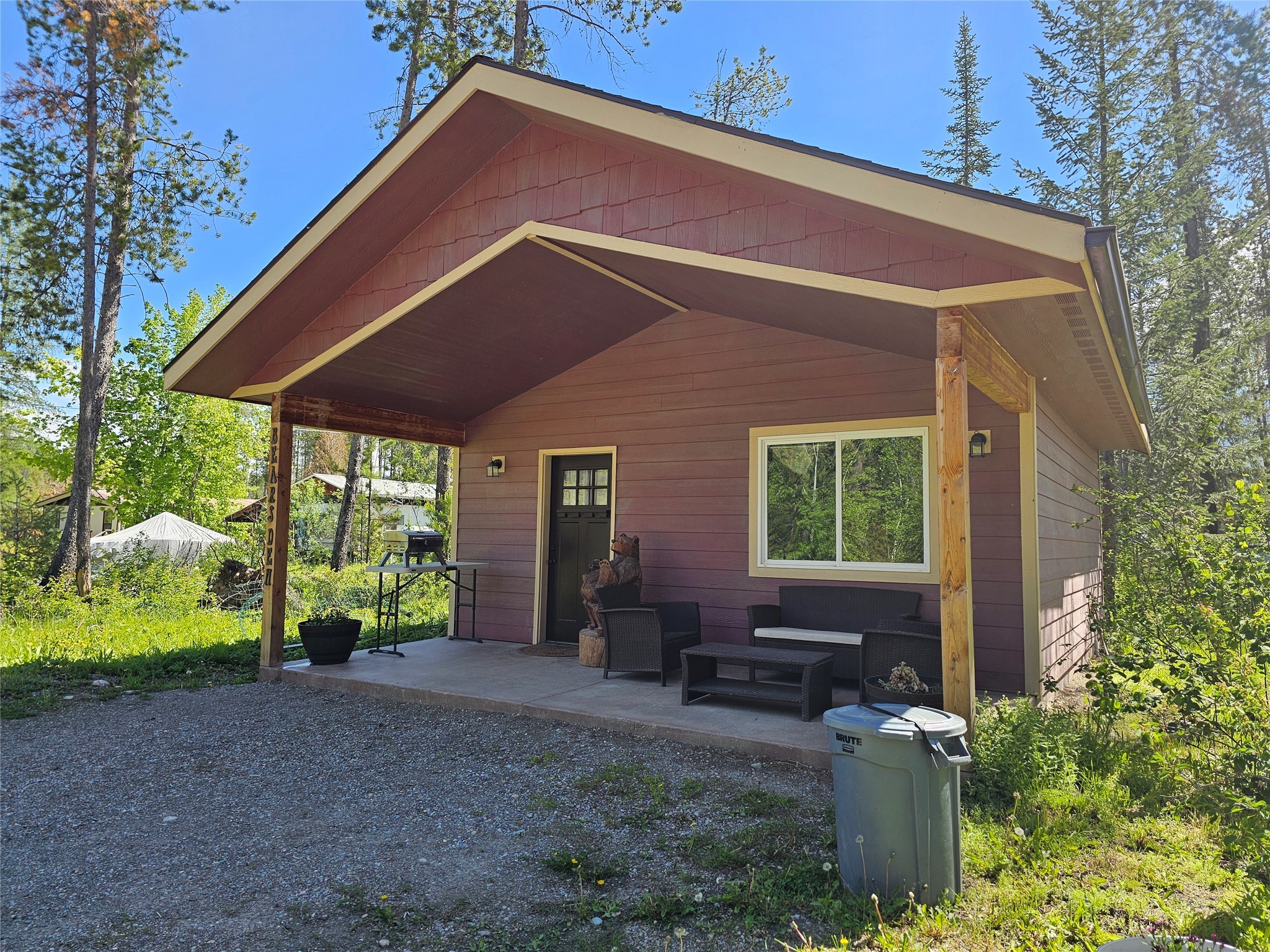 195 Lodge Avenue Property Photo