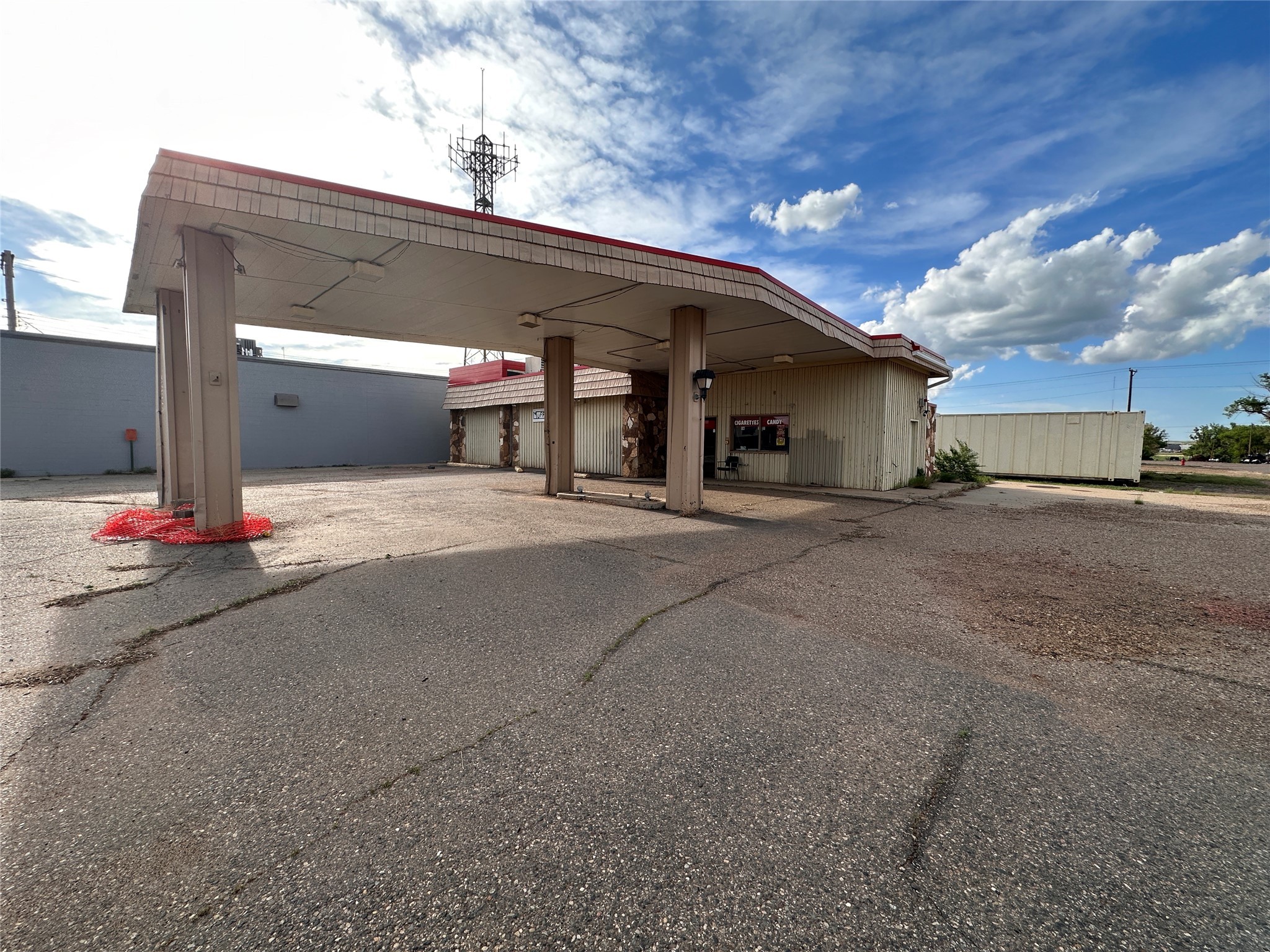 19 E Montana Avenue Property Photo 8