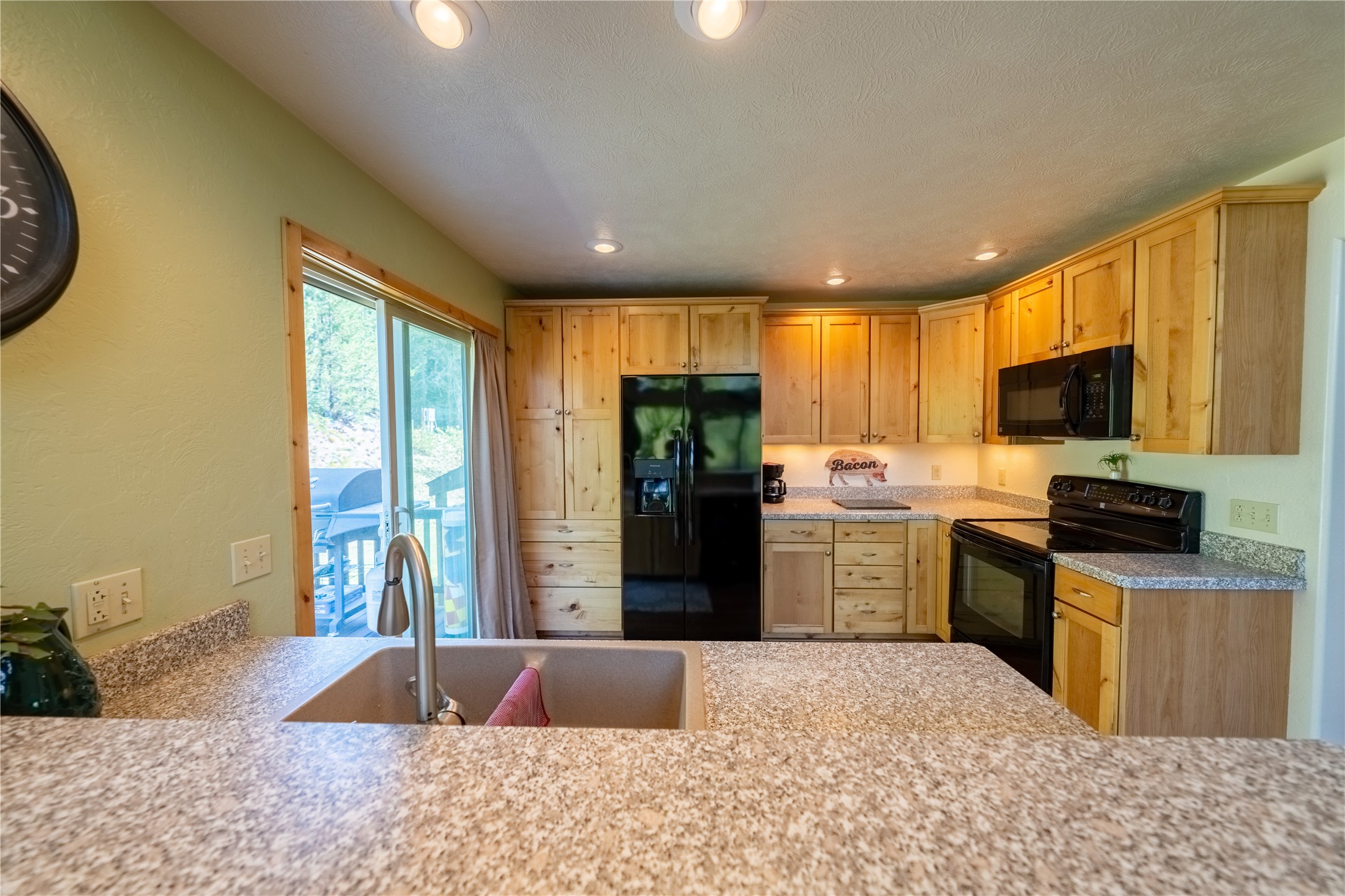 719 Doonan Mountain Road Property Photo 8
