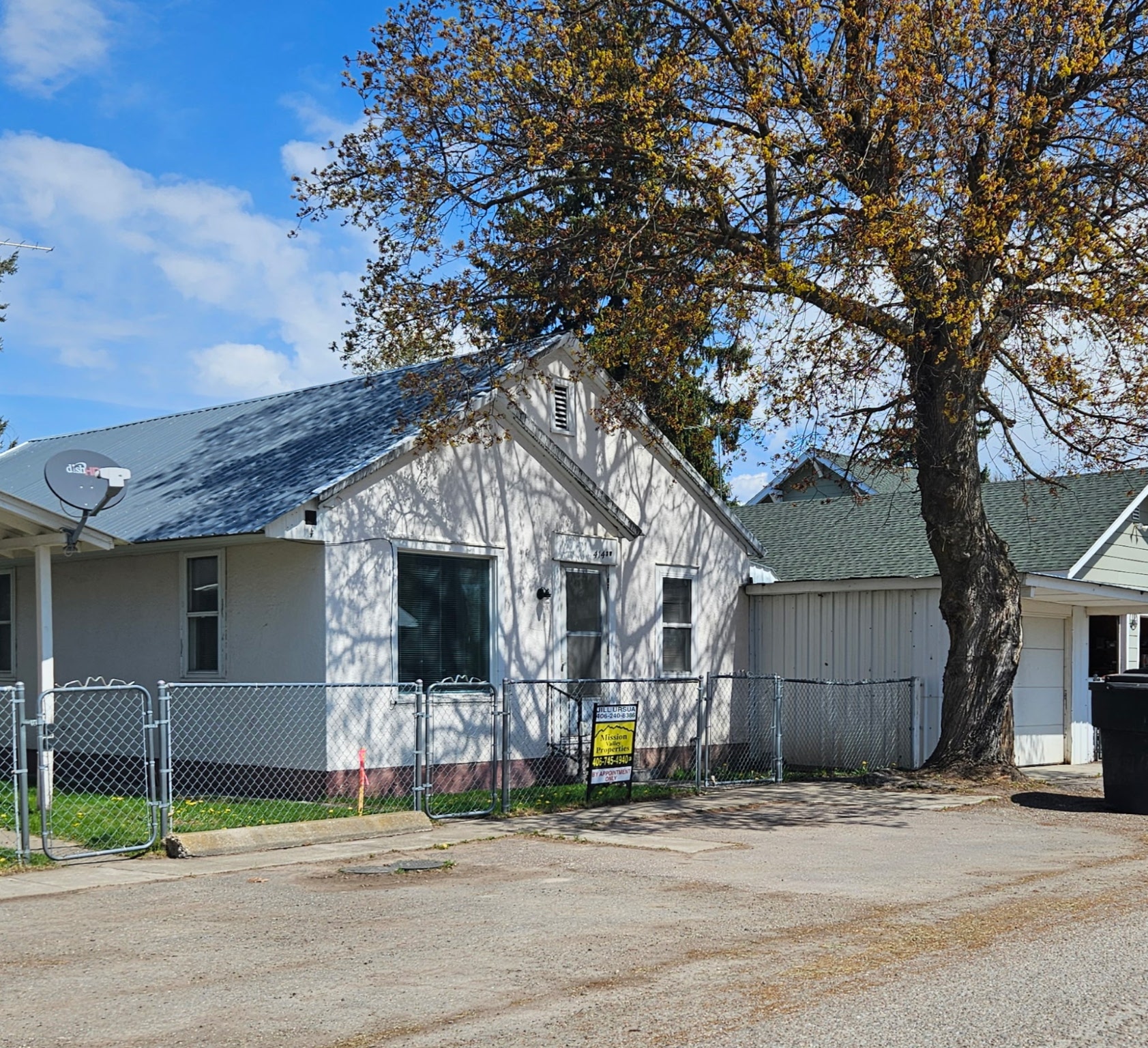 414 & 414 1/2 Buchanan Street Sw Property Photo