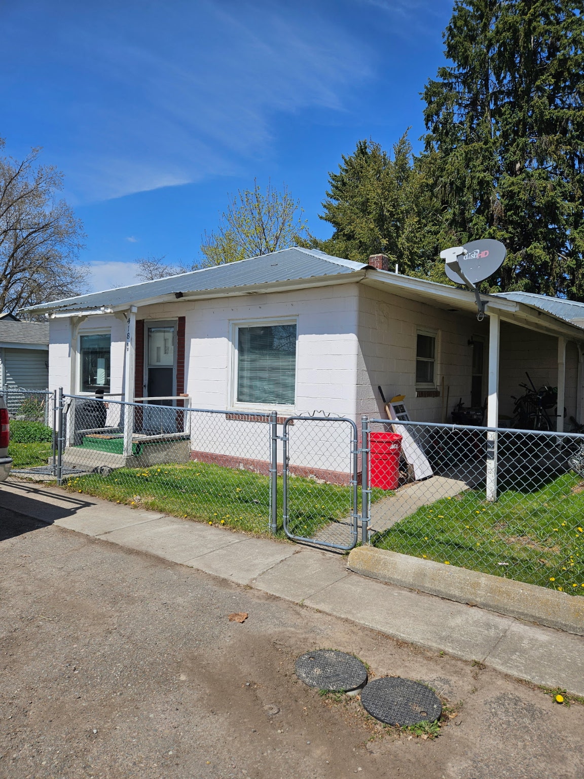 418 & 418 1/2 Buchanan Street Sw Property Photo